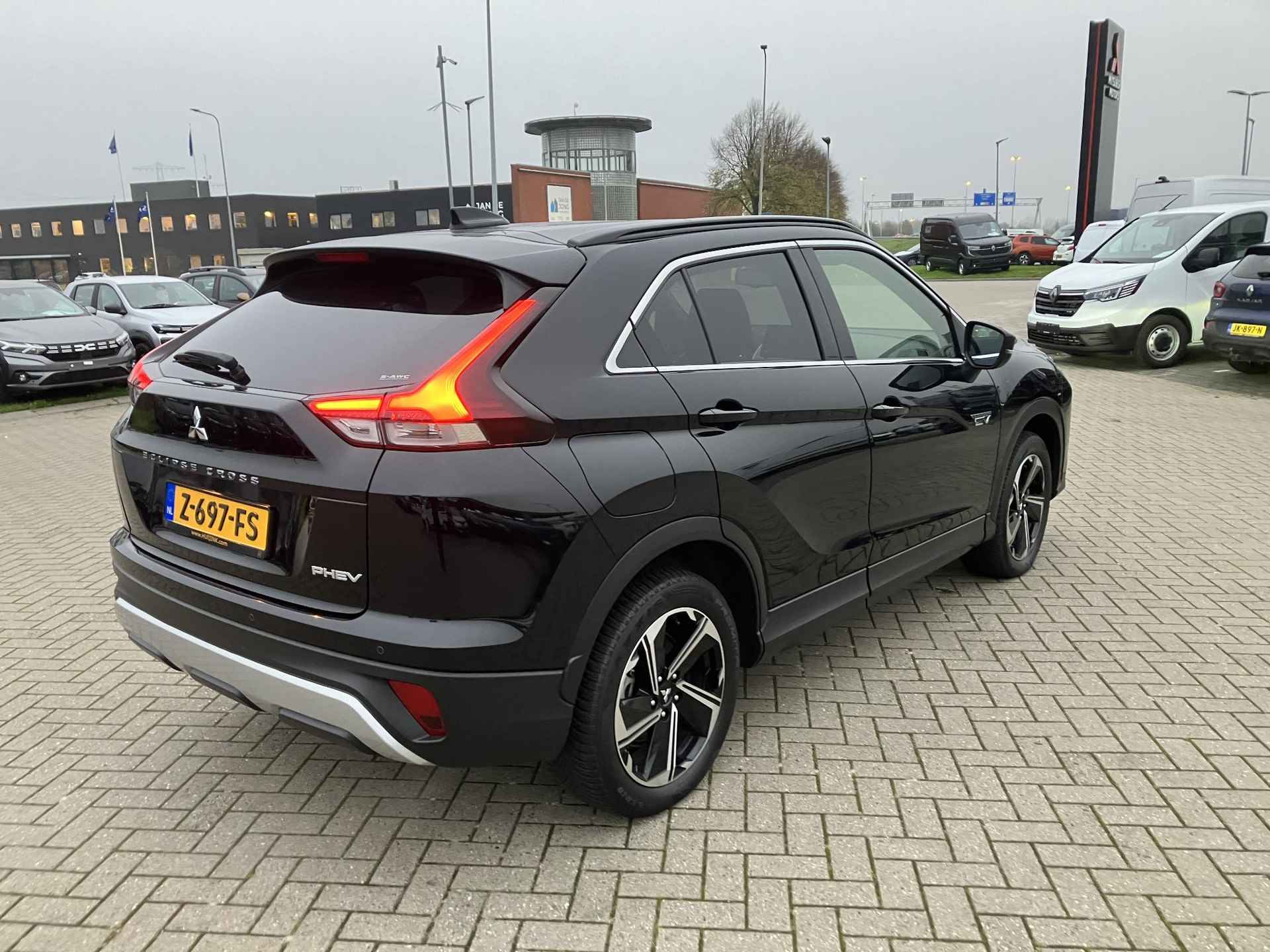 Mitsubishi Eclipse Cross 2.4 PHEV Intense+ - 4/22