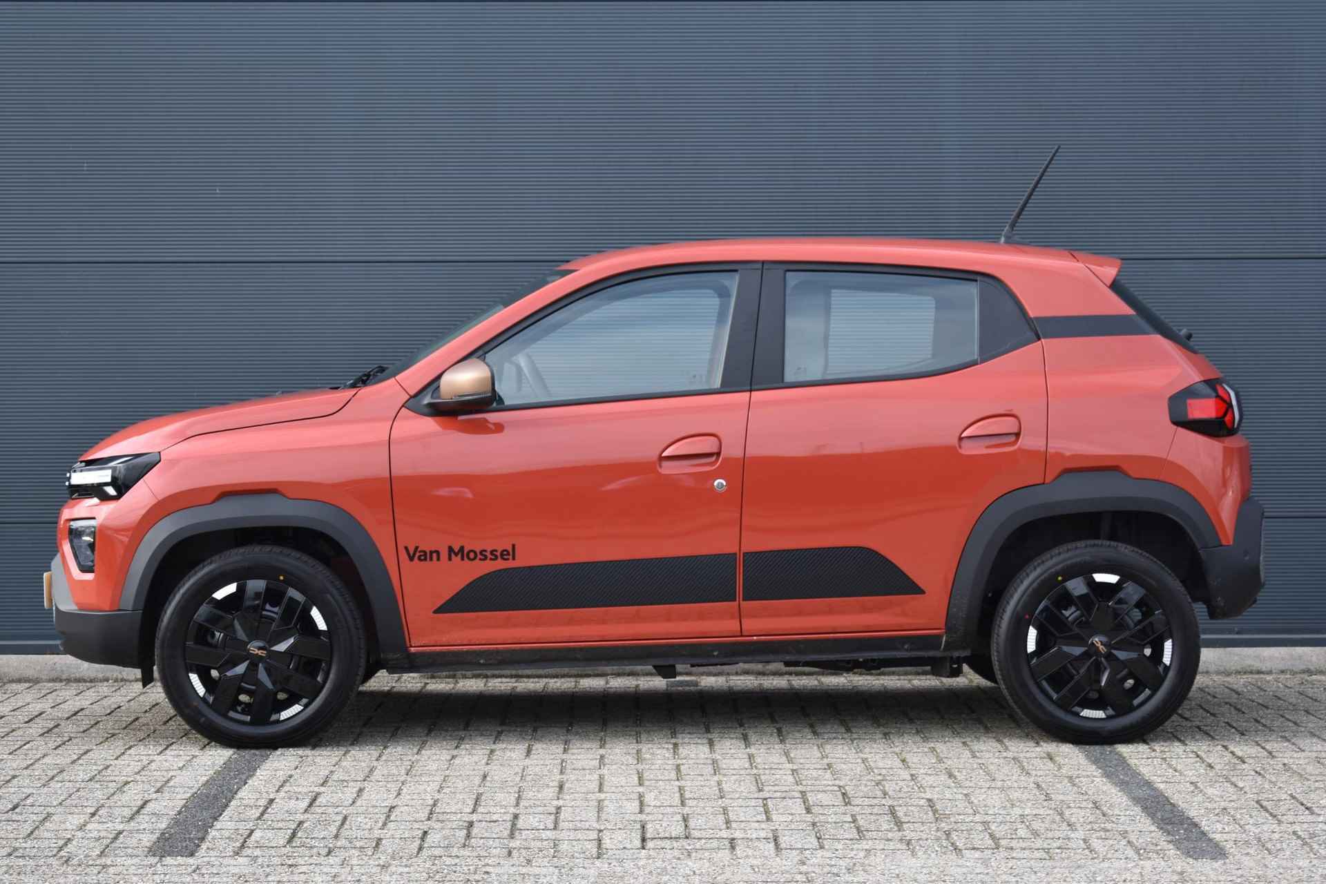 Dacia Spring Extreme 26.8 kWh 65pk | DC/Snellader | Achteruitrijcamera | Apple CarPlay & Android Auto | Parkeersensoren | Beschikbaar voor proefritten! - 7/38