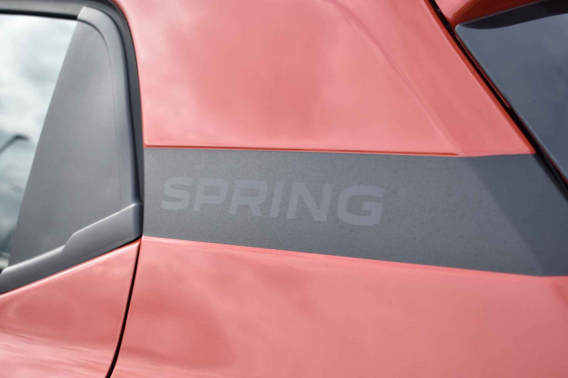 Dacia Spring Extreme 26.8 kWh 65pk | DC/Snellader | Achteruitrijcamera | Apple CarPlay & Android Auto | Parkeersensoren | Beschikbaar voor proefritten! - 10/38