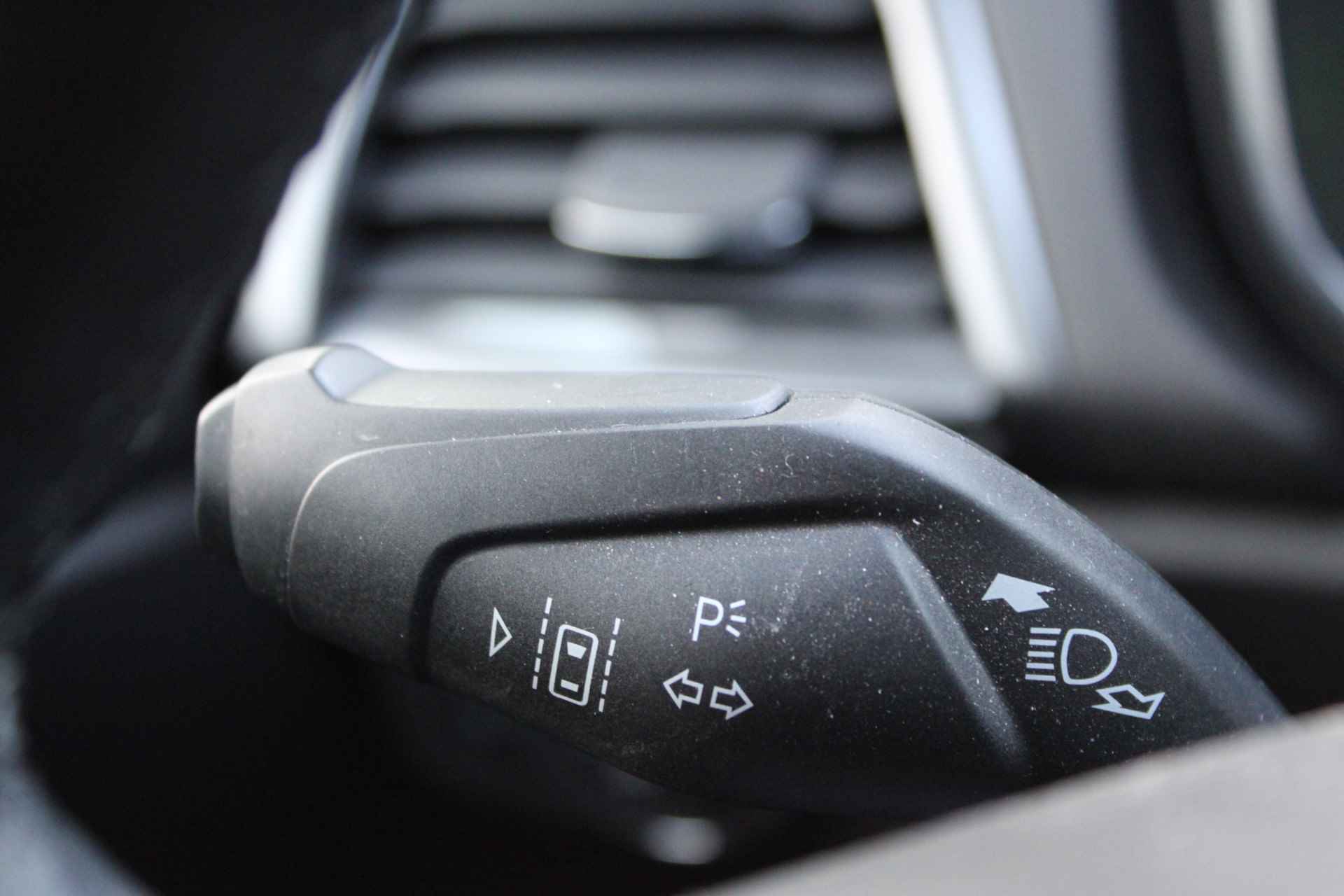 Ford Mondeo 2.0 Hybrid Automaat Titanium | Navigatie | NL auto - 34/37