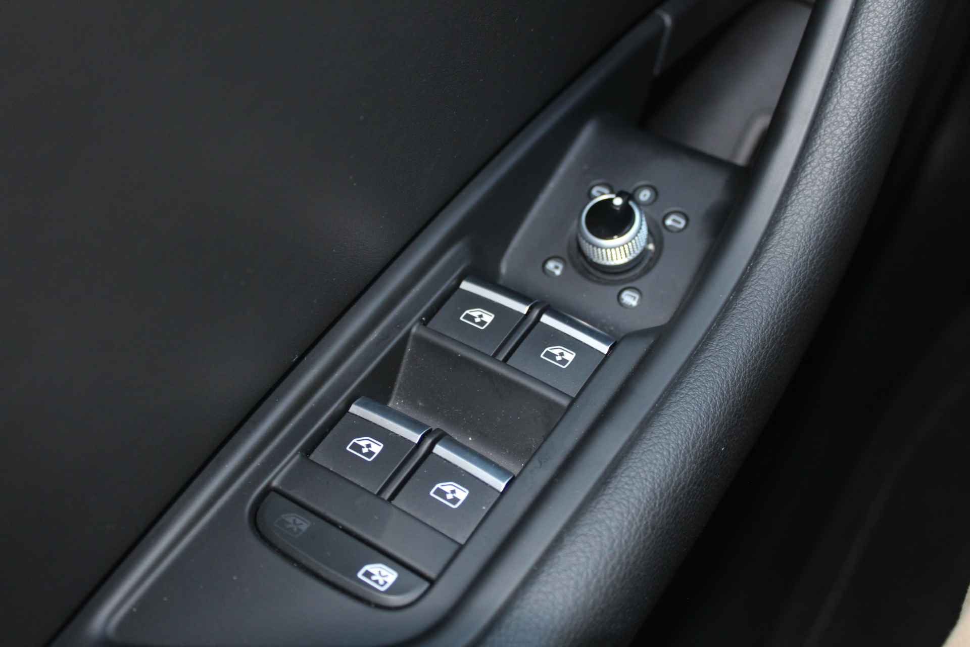 Audi A4 Avant 45 TFSI Quattro S Line Edition 266 pk Automaat Navigatie Plus,Black Line, Led,3 Zone Clima,Trekhaak - 48/58