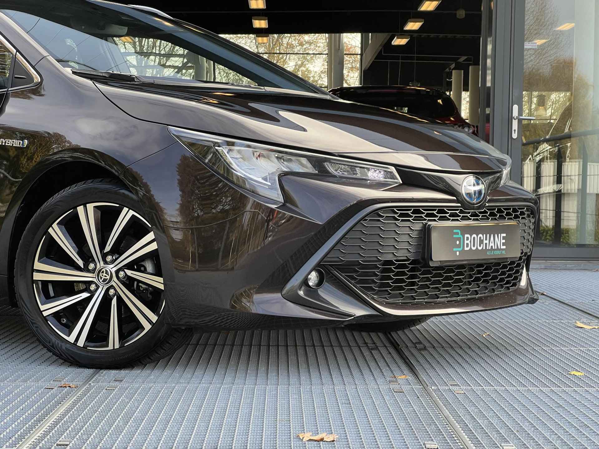 Toyota Corolla Touring Sports 1.8 Hybrid Dynamic | Carplay | Stoelverwarming | Adaptieve Cruise Control - 18/31