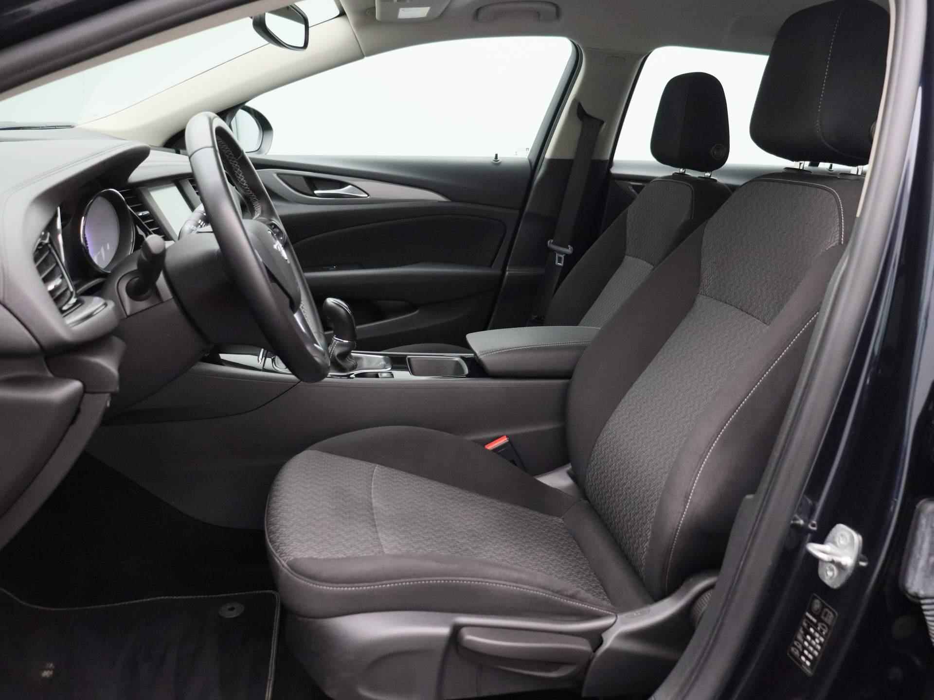 Opel Insignia Sports Tourer 1.5 Turbo Business | Trekhaak | Navigatie | Airco | Cruise-Control | Apple-Carplay | - 12/35
