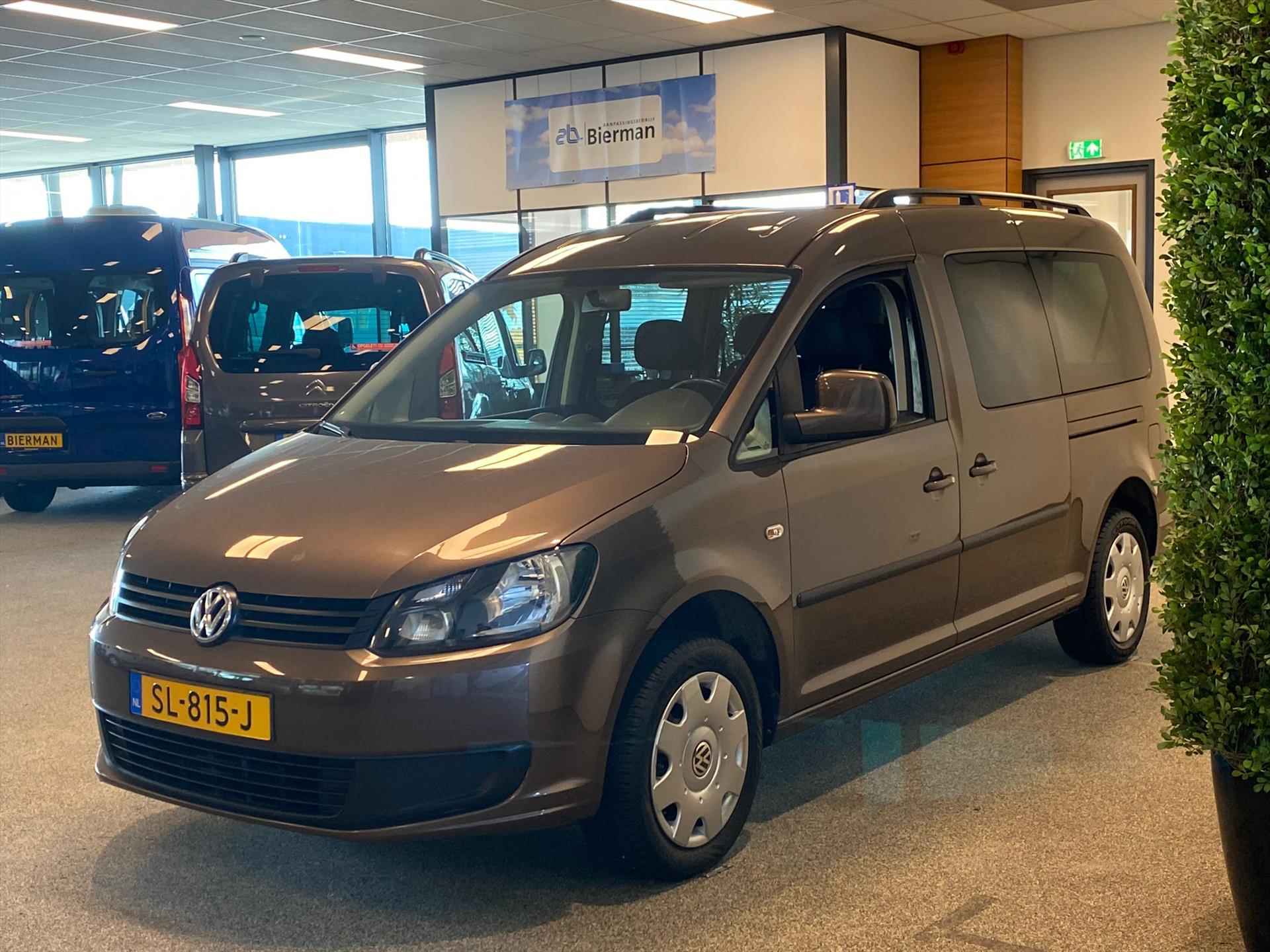 Volkswagen Caddy Maxi Rolstoelauto 5+1 - 15/45