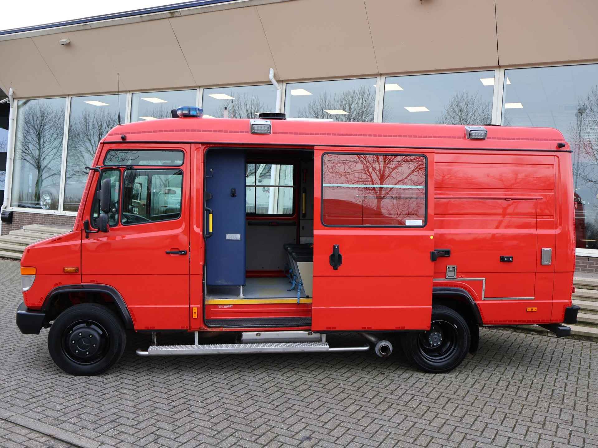 Mercedes-Benz Vario 818D AUT. *MARGE* 69.820 KM UNIEK - 12/60