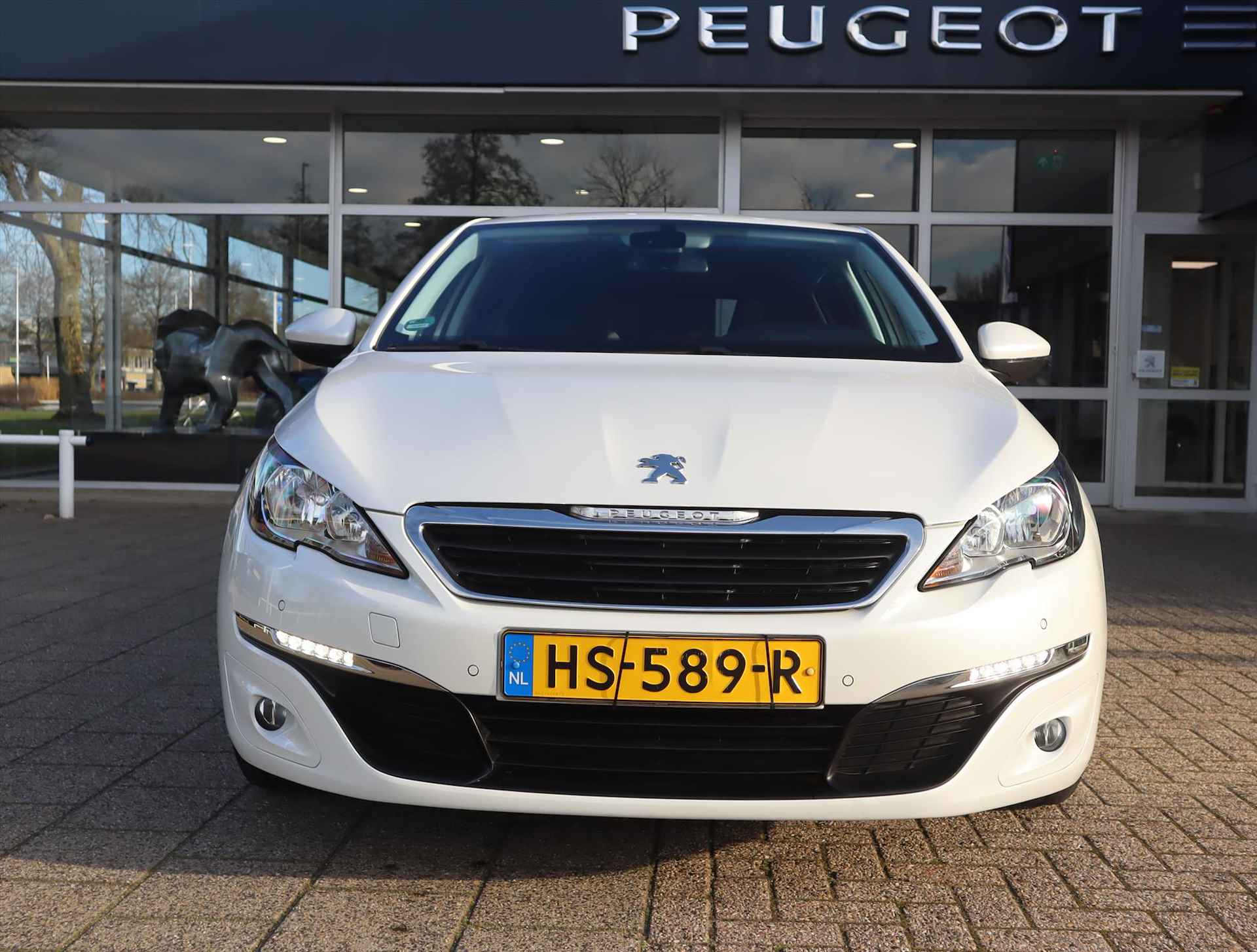 PEUGEOT 308 Style PureTech 130pk S&S EAT6 Automaat, Rijklaarprijs, Navigatie Camera DAB+ Trekhaak - 14/61