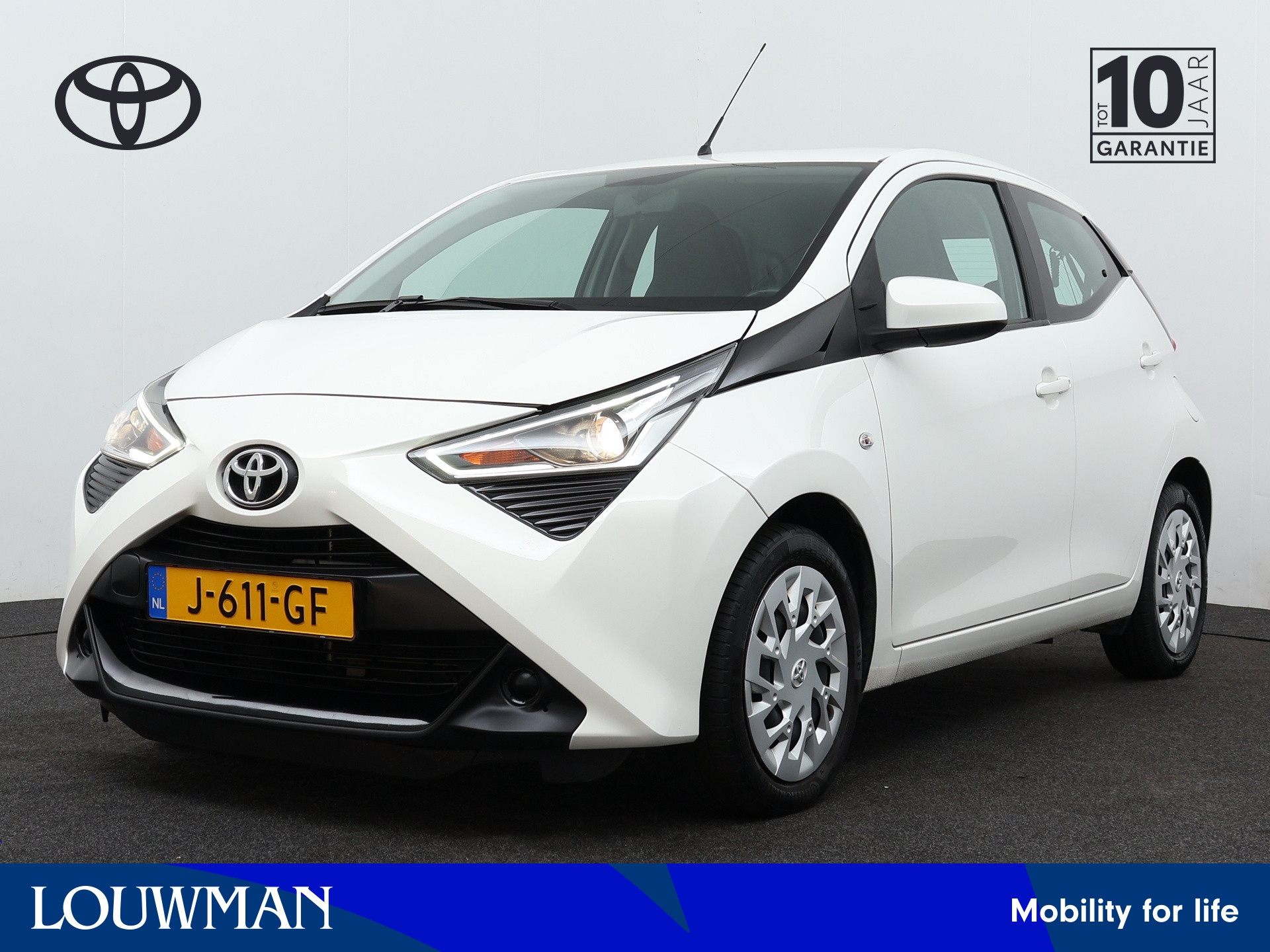 Toyota Aygo 1.0 VVT-i X-Play Automaat | Apple CarPlay | Android Auto |