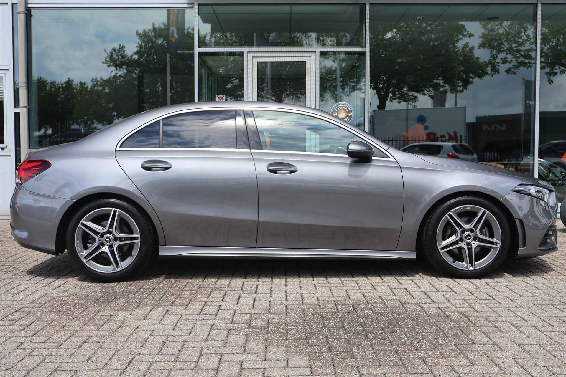 Mercedes A-Klasse A200 AMG-Line Limousine 163pk | Camera | Climate | Keyless Go | Cruise | Bluetooth - 12/48