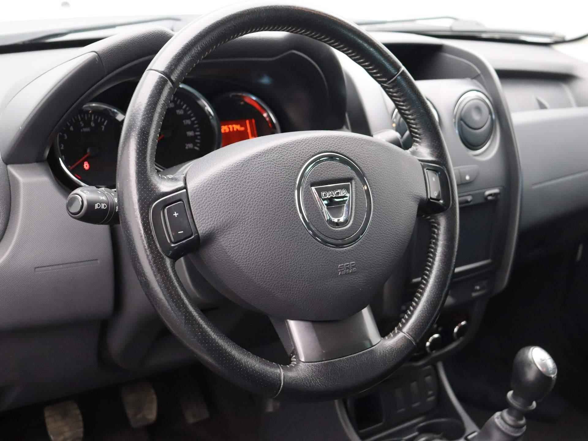 Dacia Duster TCe 125pk 4x2 Prestige | Trekhaak | Navigatie | Airco | LPG | Trekhaak 1.500kg Trekvermogen | - 15/39