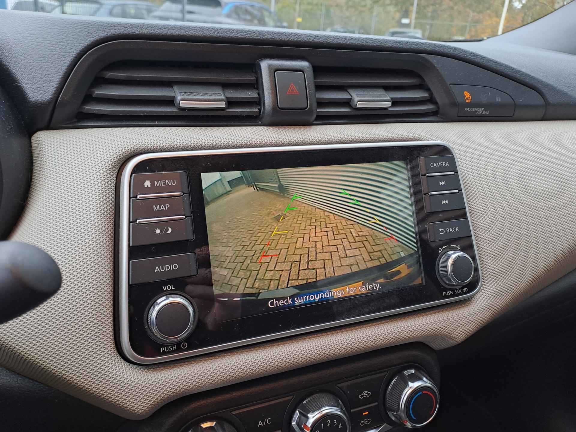 Nissan Micra 1.0 IG-T N-Connecta | Navi | LM Velgen | Camera |  Apple Carplay/Android Auto | Cruise - 6/16