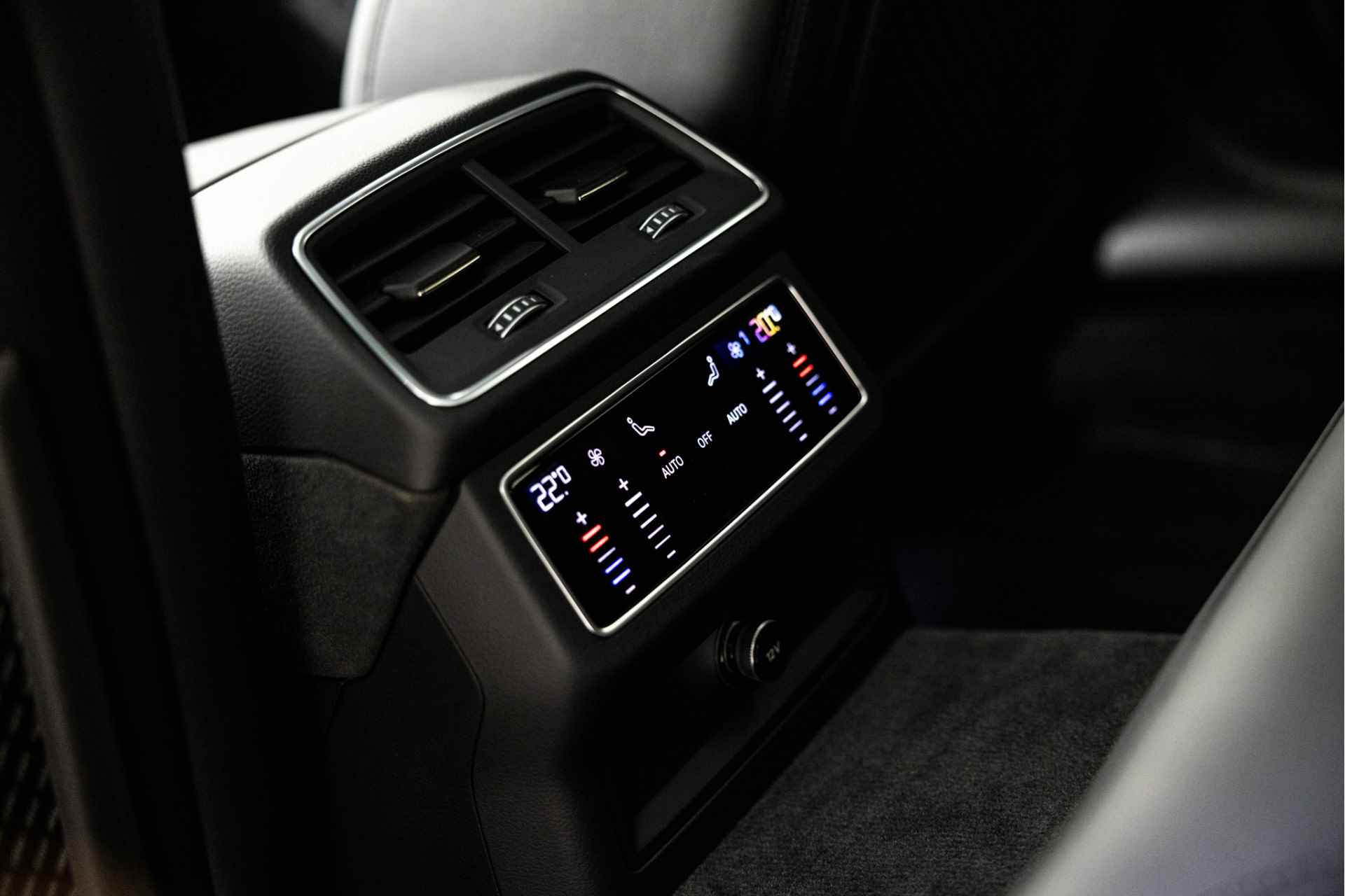 Audi RS6 Avant 4.0TFSI Quattro | Pano | B&O | RS Designpakket | Laser | 360 Camera - 25/62