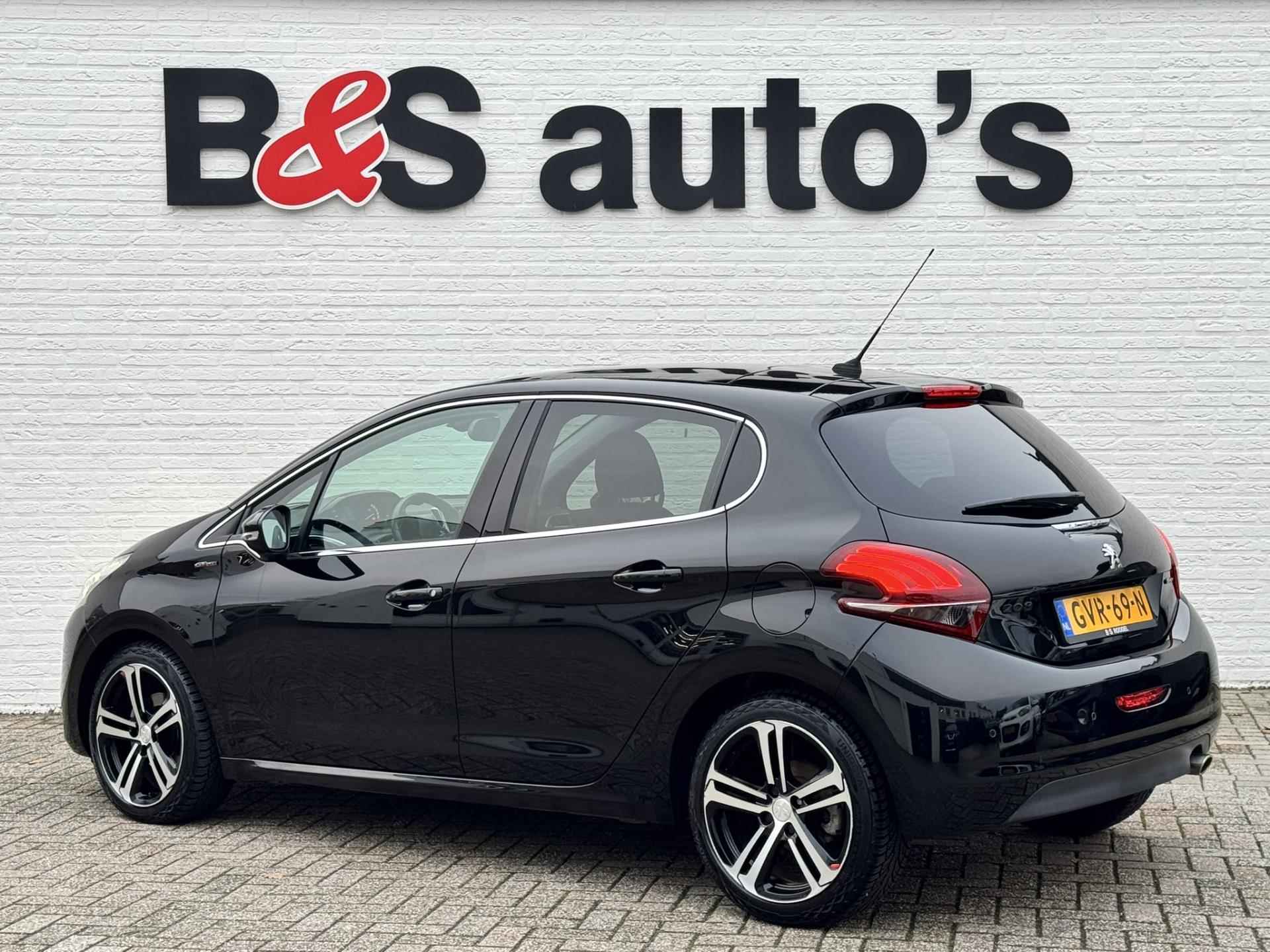 Peugeot 208 1.2 PureTech GT-line Parkeersensor plus achteruitrij camera Cruise Control Sportstoelen Apple / Android Carplay - 16/58