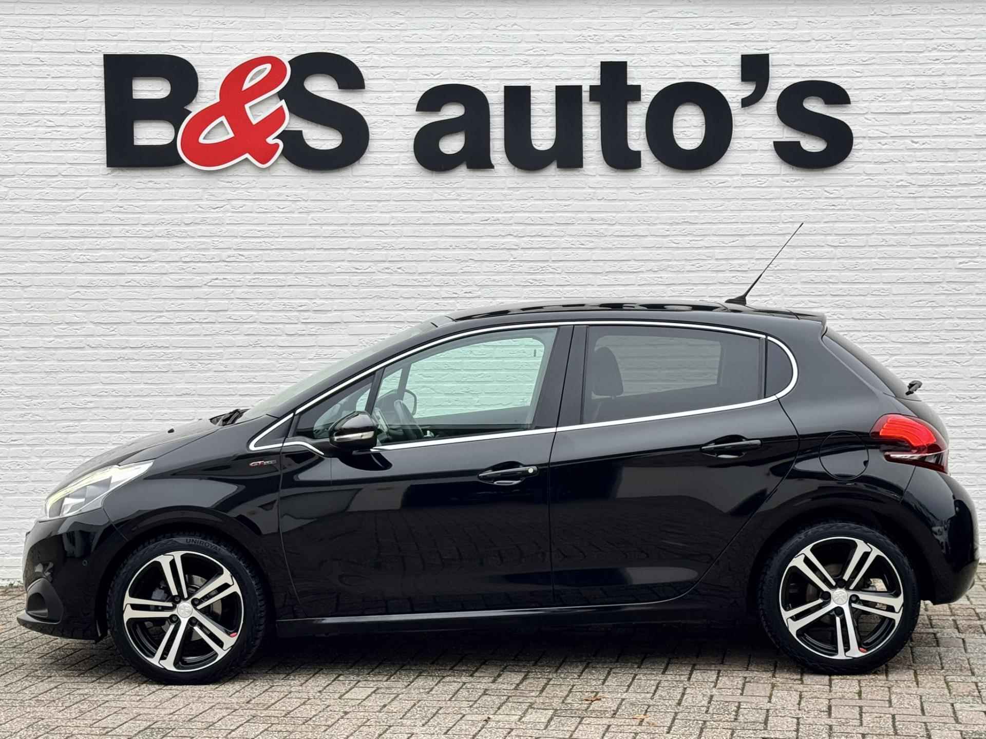 Peugeot 208 1.2 PureTech GT-line Parkeersensor plus achteruitrij camera Cruise Control Sportstoelen Apple / Android Carplay - 31/58