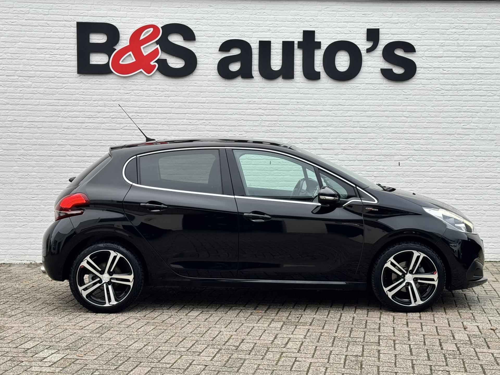 Peugeot 208 1.2 PureTech GT-line Parkeersensor plus achteruitrij camera Cruise Control Sportstoelen Apple / Android Carplay - 41/58