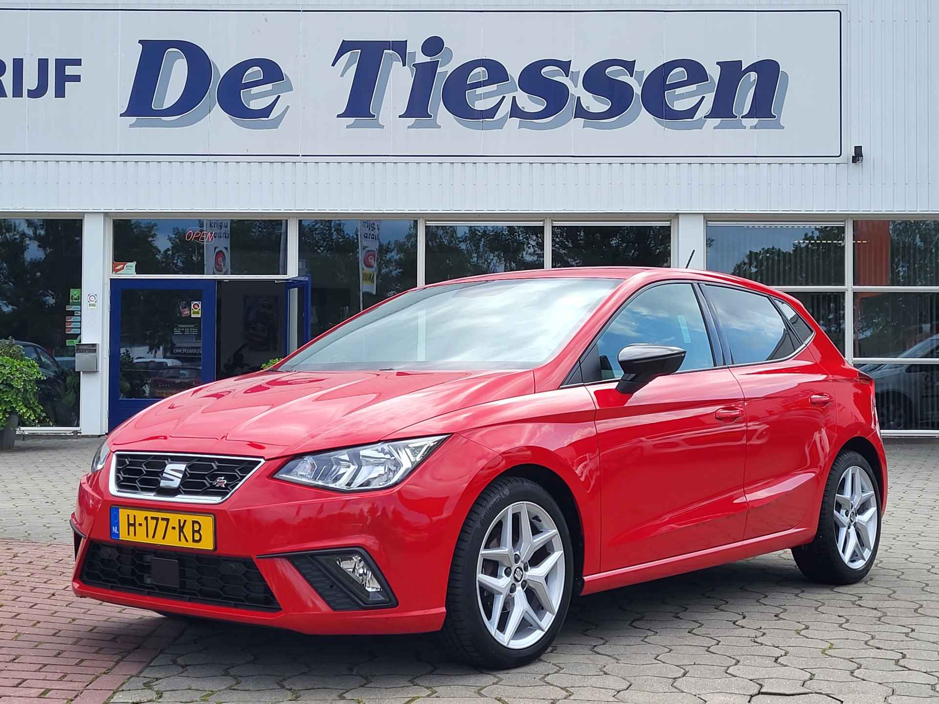 SEAT Ibiza 1.0 TSI FR Business Intense, 17" Lm velgen, PDC, Carplay, Rijklaar met beurt & garantie! - 2/33