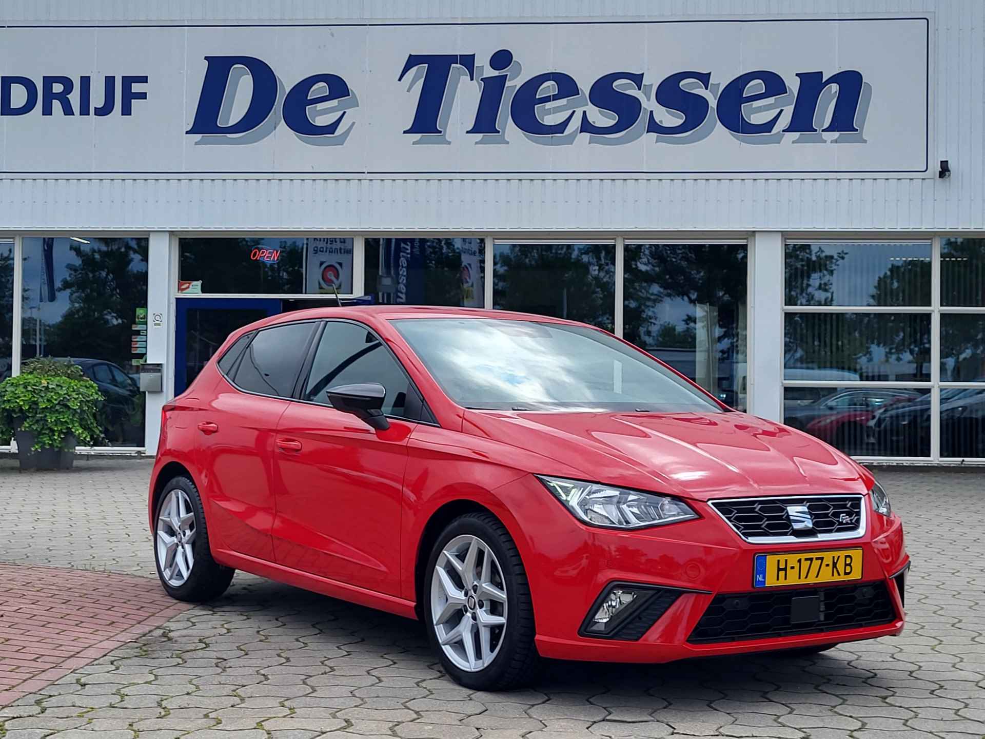 SEAT Ibiza 1.0 TSI FR Business Intense, 17" Lm velgen, PDC, Carplay, Rijklaar met beurt & garantie! - 26/33