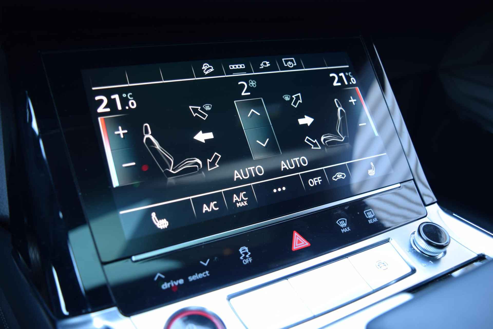 Audi e-tron S Quattro 503 pk | rondomzichtcamera's | panoramadak | B&O 3D | 21" - 12/23