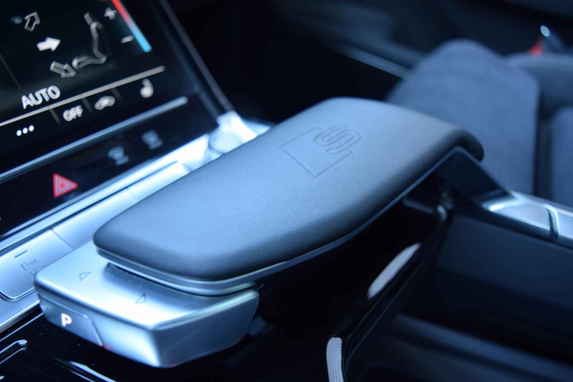 Audi e-tron S Quattro 503 pk | rondomzichtcamera's | panoramadak | B&O 3D | 21" - 13/23