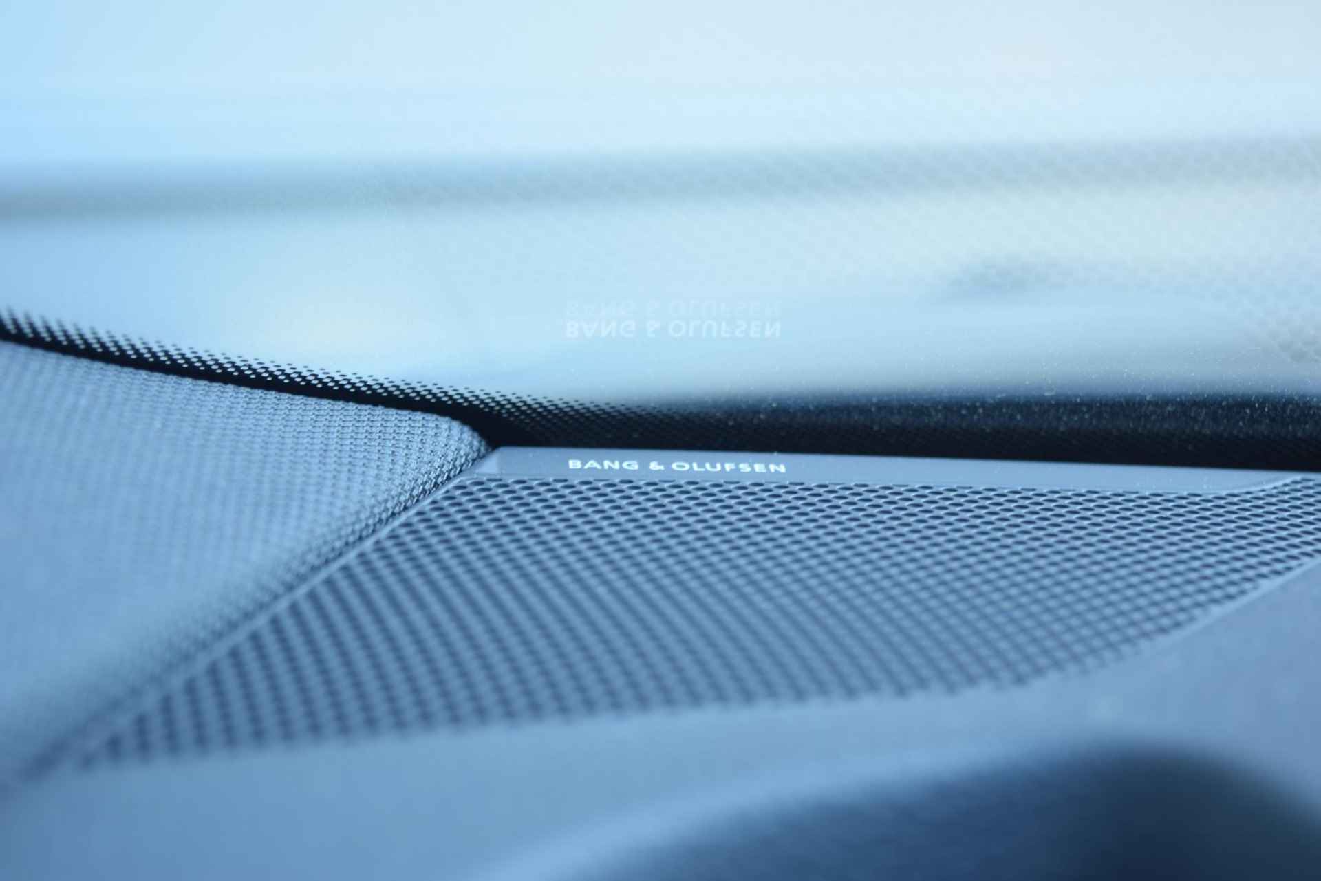 Audi e-tron S Quattro 503 pk | rondomzichtcamera's | panoramadak | B&O 3D | 21" - 14/23
