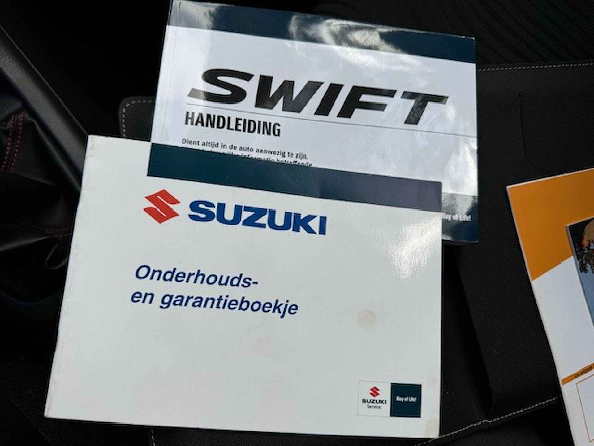 SUZUKI Swift 1.2 94pk Engine 5D Bandit - 34/40