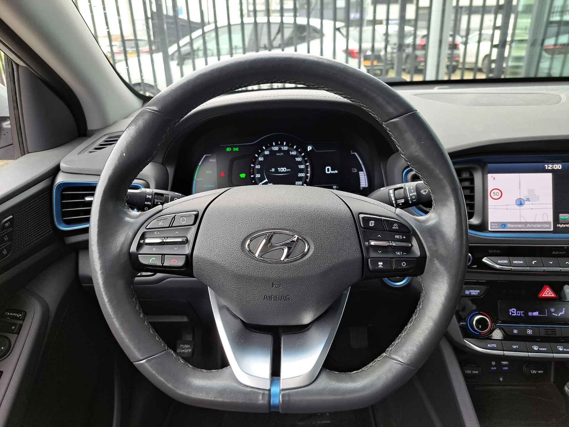 Hyundai IONIQ 1.6 GDi Premium | Afn. Trekhaak - 10/37