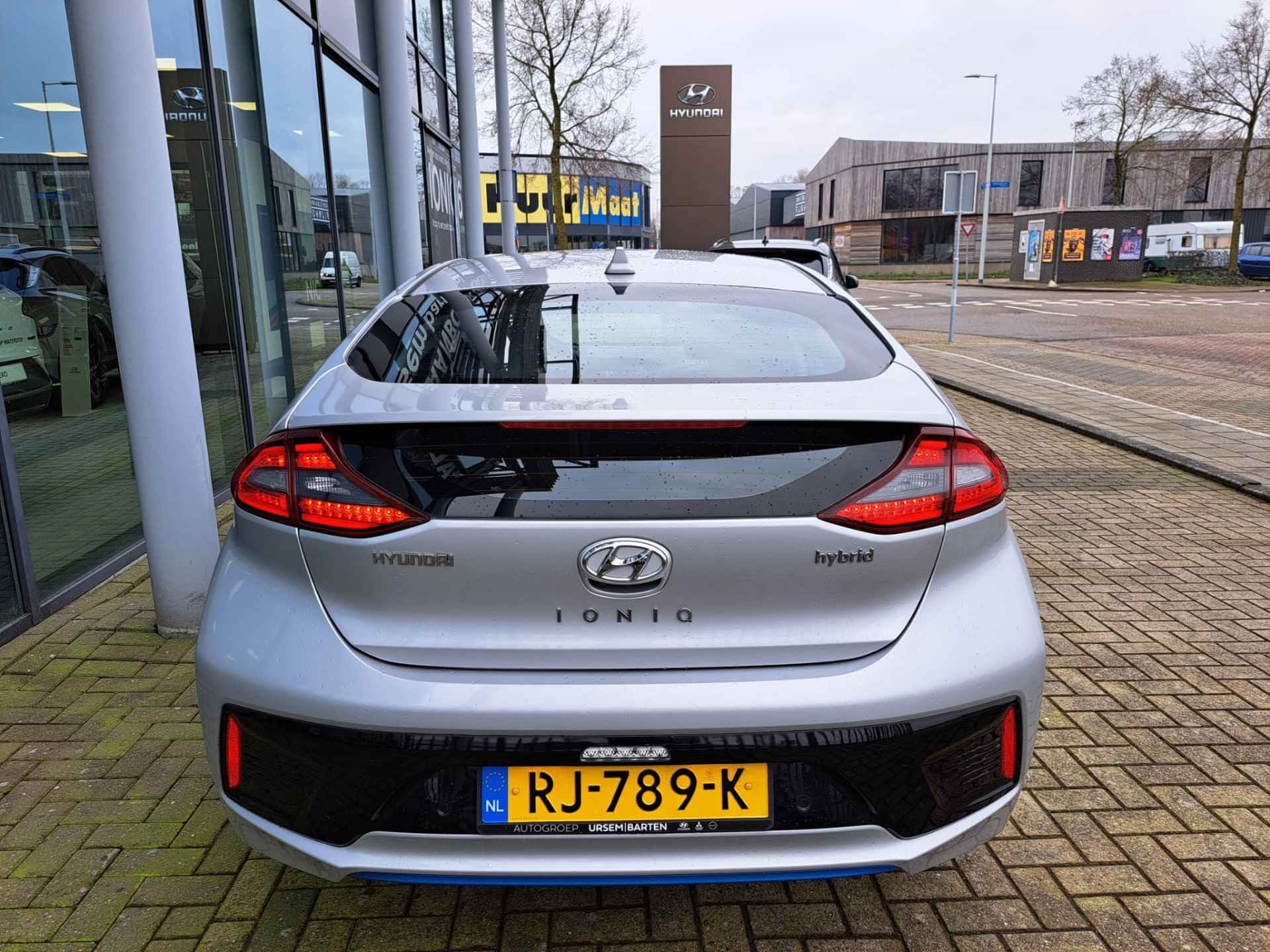 Hyundai IONIQ 1.6 GDi Premium | Afn. Trekhaak - 31/37