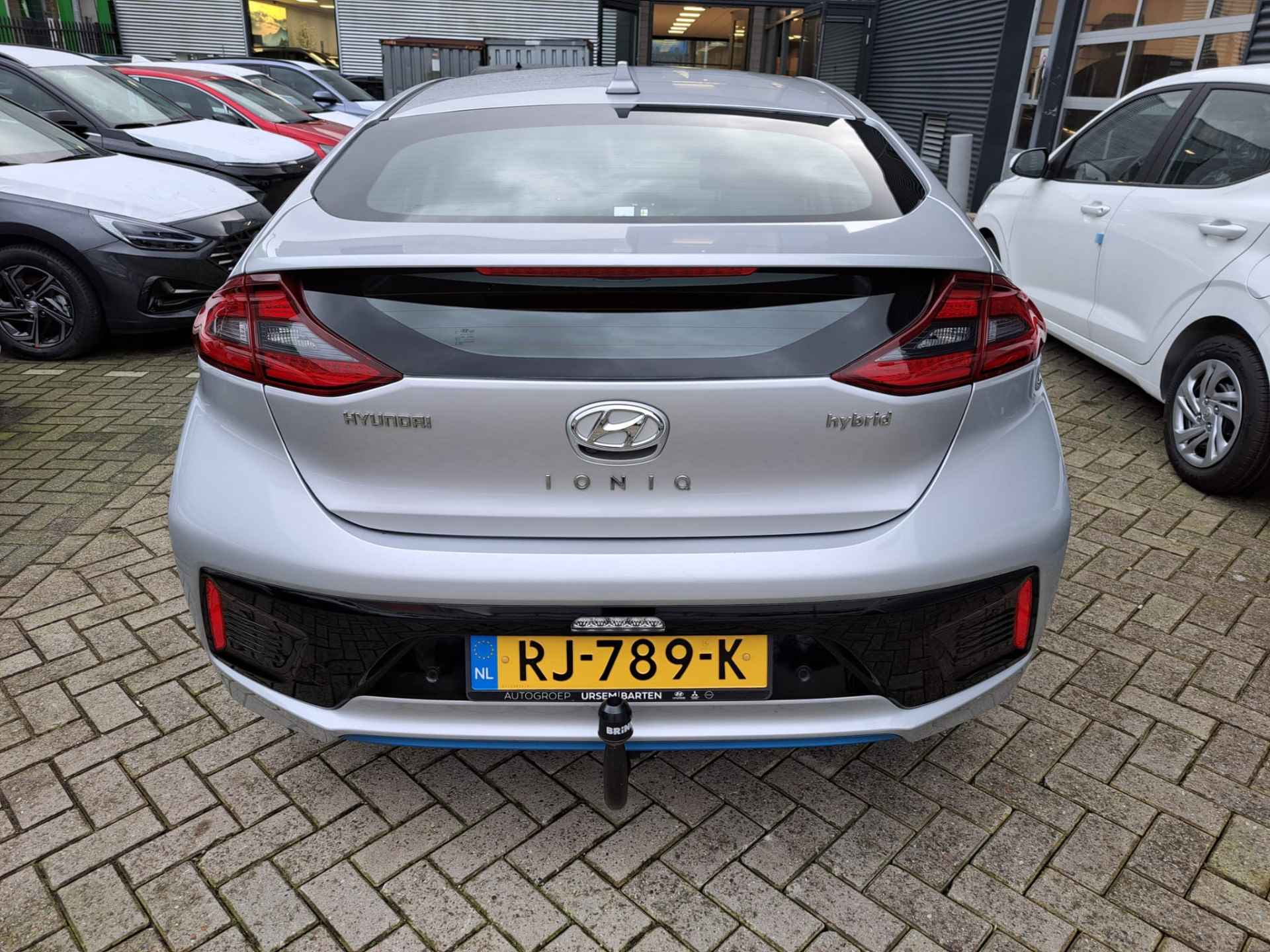 Hyundai IONIQ 1.6 GDi Premium | Afn. Trekhaak - 32/37