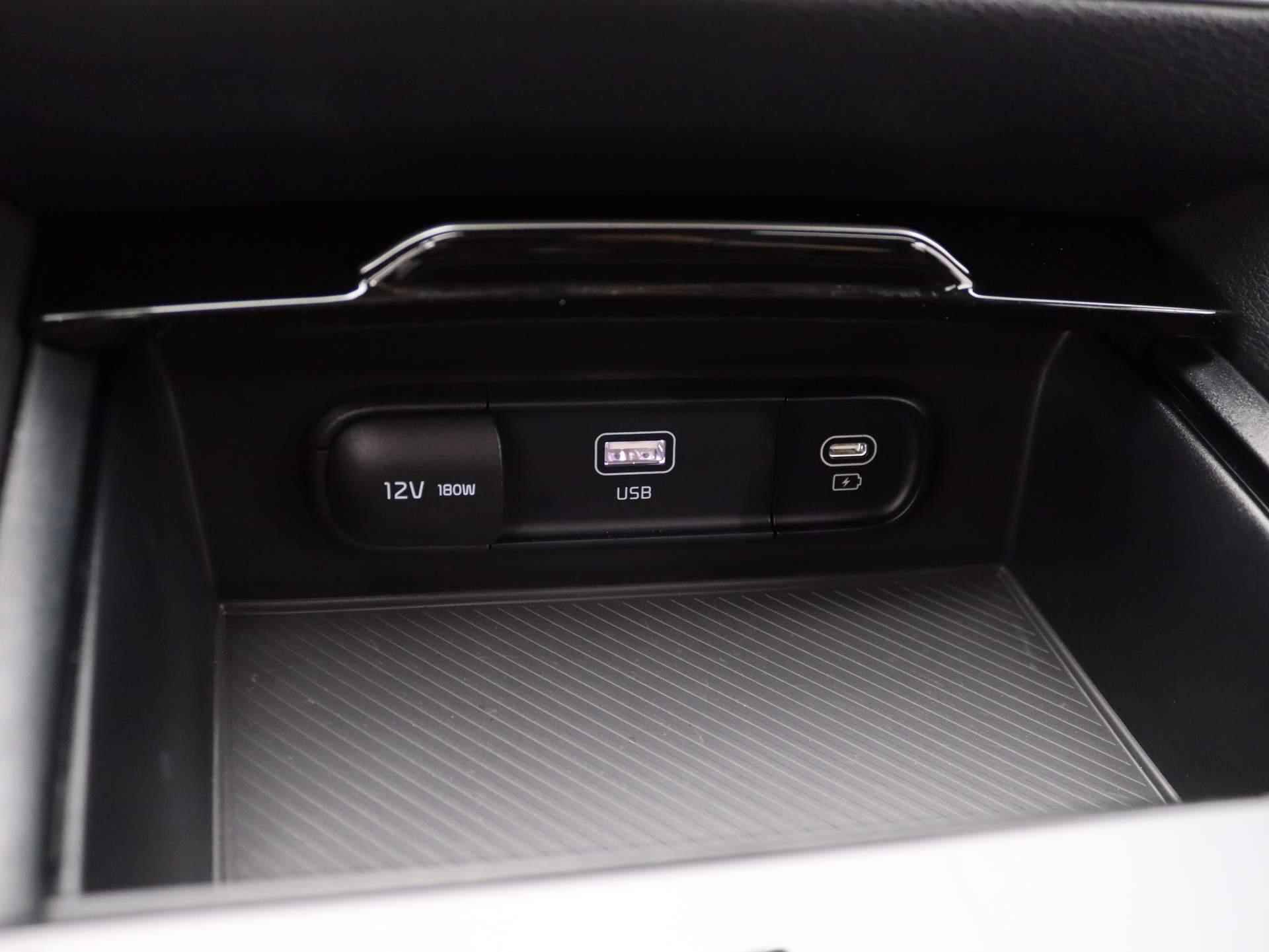 Kia Sportage 1.6 T-GDi Hybrid DynamicLine | Navigatie | Lichtmetalen velgen | Climate Control | Camera | Parkeersensoren - 22/45