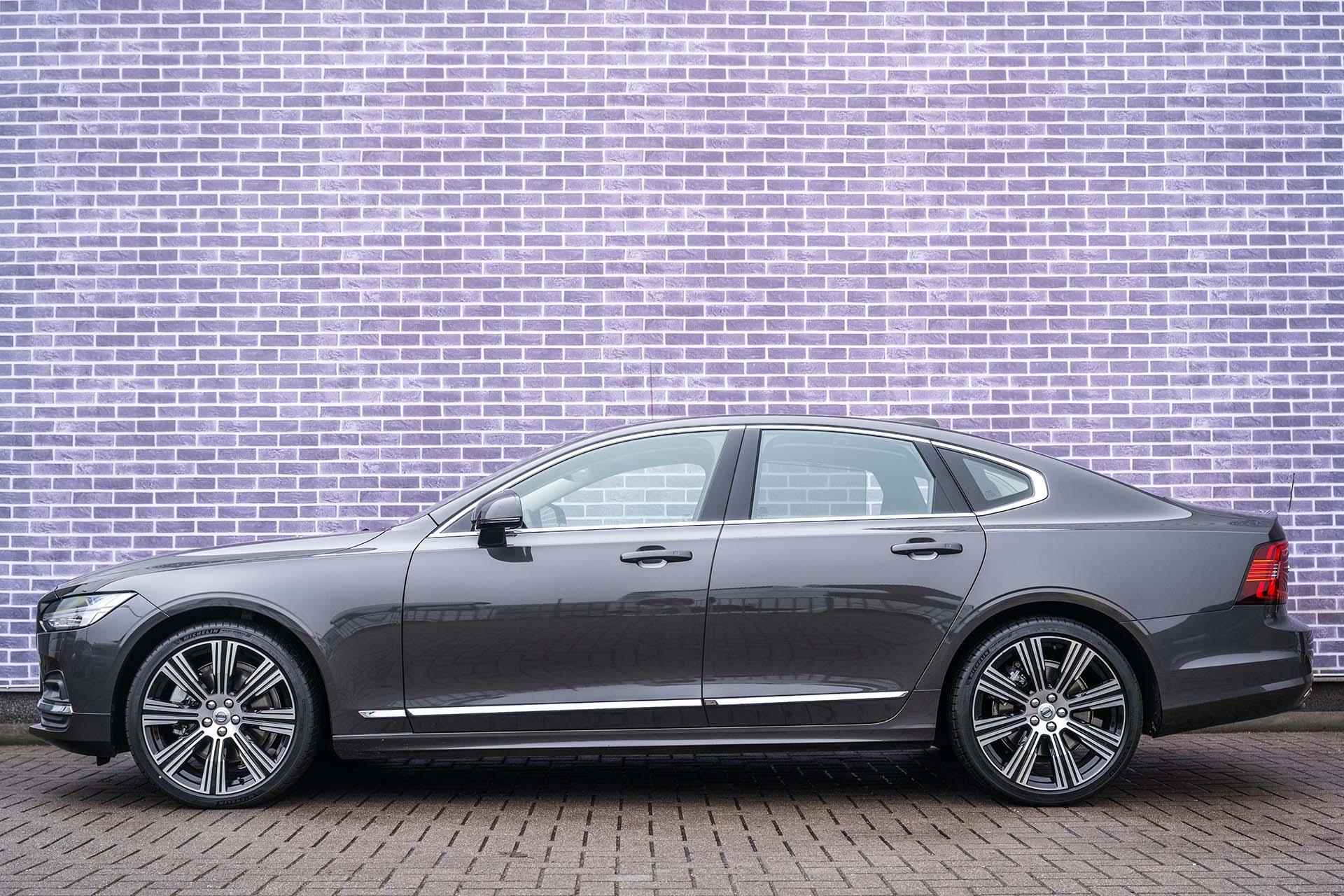 Volvo S90 B5 Automaat Ultimate Bright | Elektrisch glazen schuif-/kanteldak | Head-up Display | Voorstoelen geventileerd en massagefunctie | Google Maps navigatie - 4/46