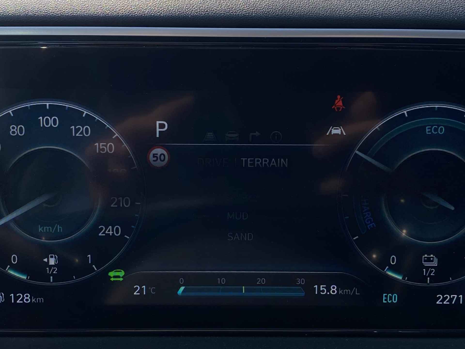 Hyundai Tucson 1.6 T-GDI PHEV Comfort 4WD | Apple Carplay/Android Auto | Achteruitrijcamera | Cruise control adaptief | LED | DAB | Stoelverwarming | - 33/38