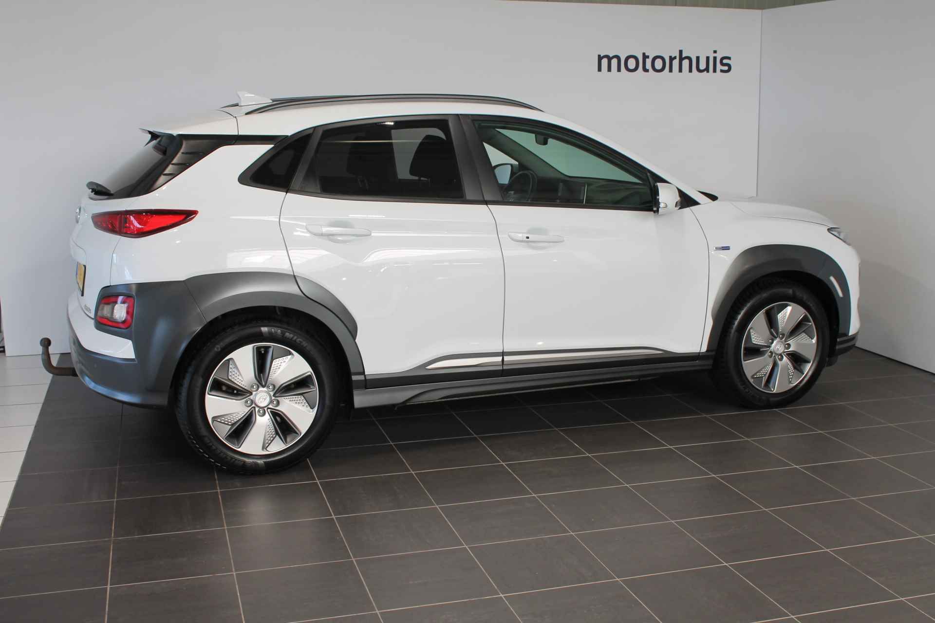 HYUNDAI Kona EV 204pk 2WD Aut. Premium - 5/21