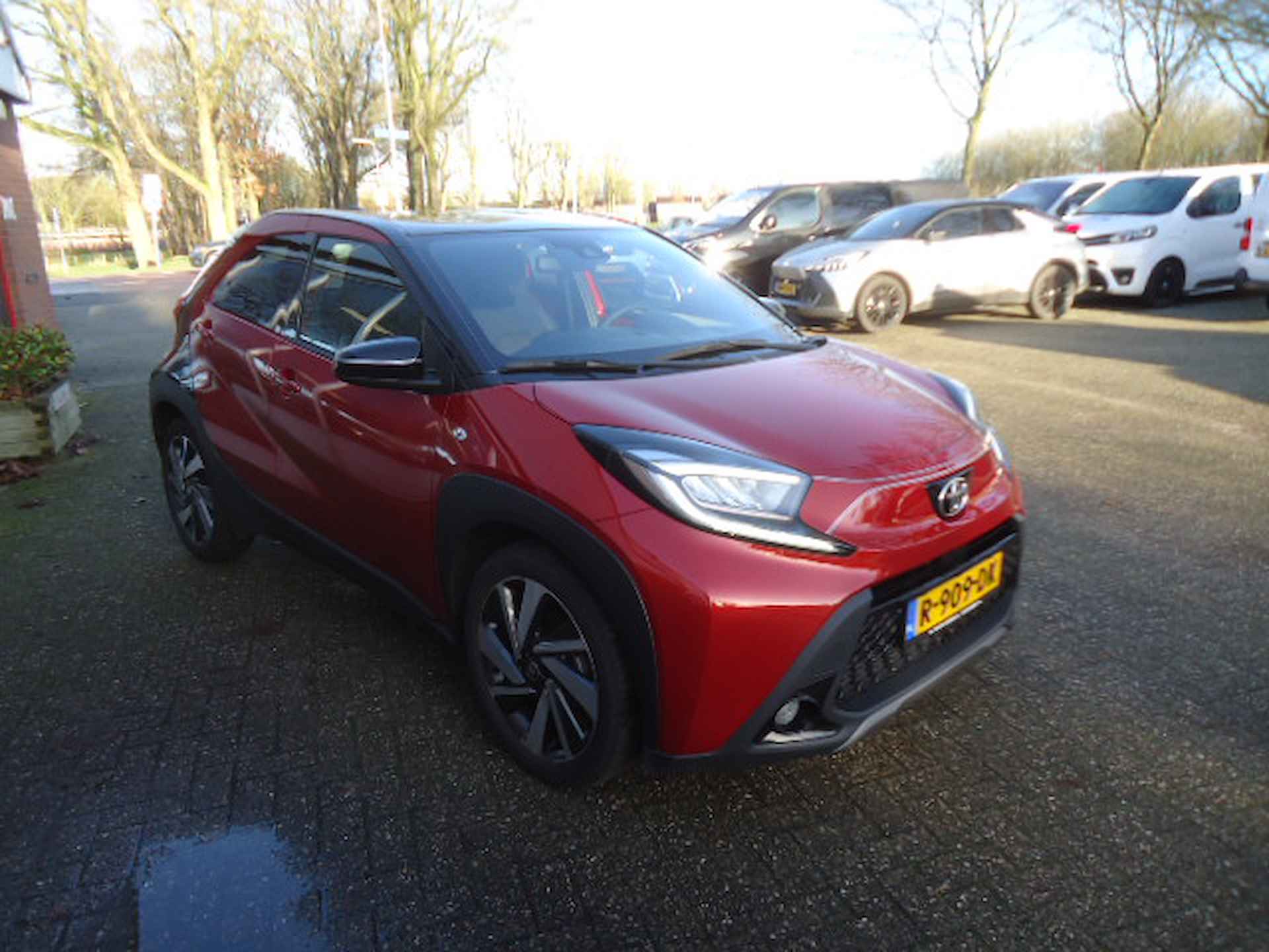 Toyota Aygo X 1.0 VVT-i MT Premium - 3/27