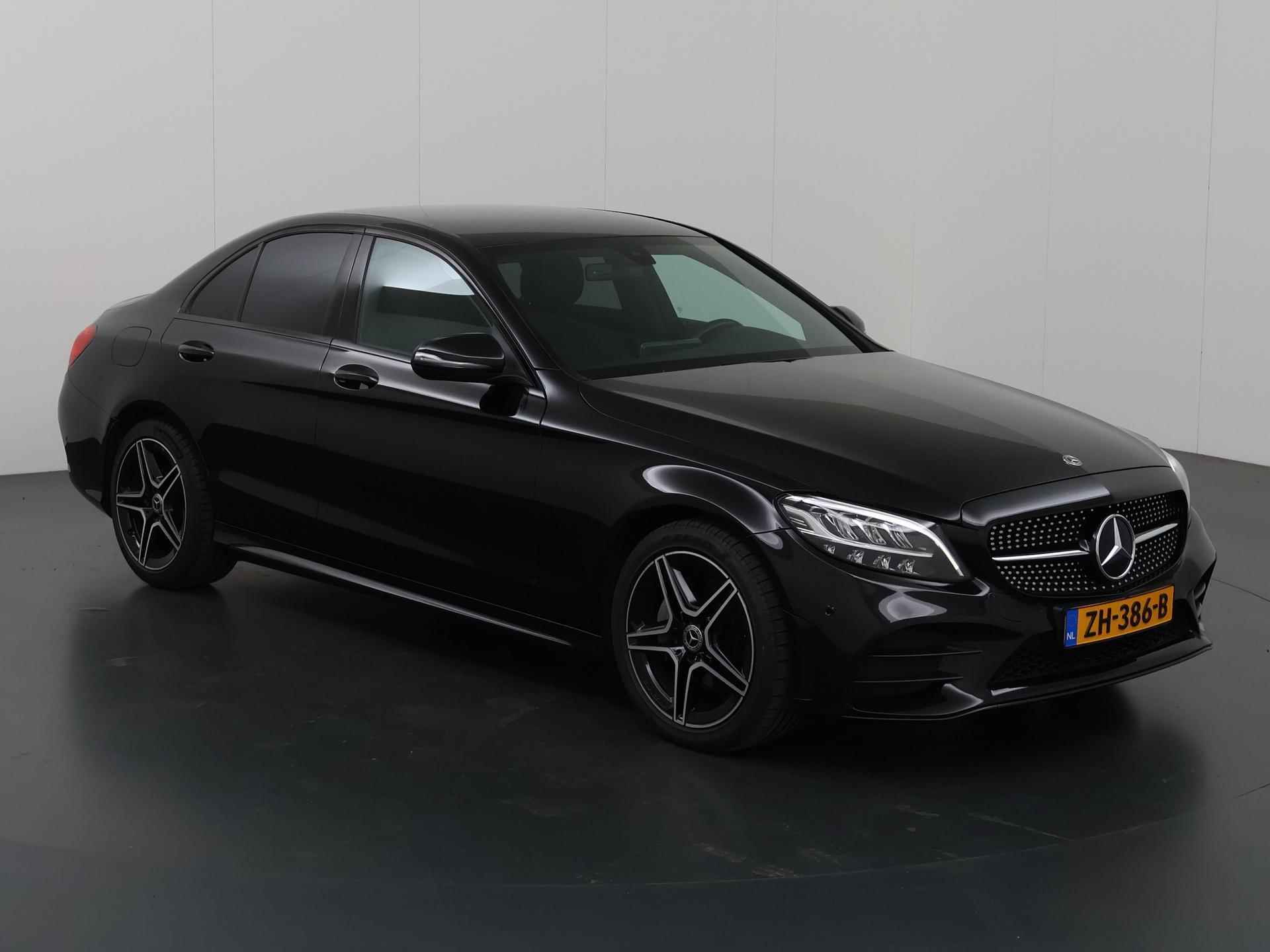 Mercedes-Benz C-klasse 160 Business Solution AMG Upgrade Edition | Night Pakket | Sportstoelen | Camera | Groot Navigatie | Stoelverwarming | Climate Control | Climate Control | LED | - 24/46