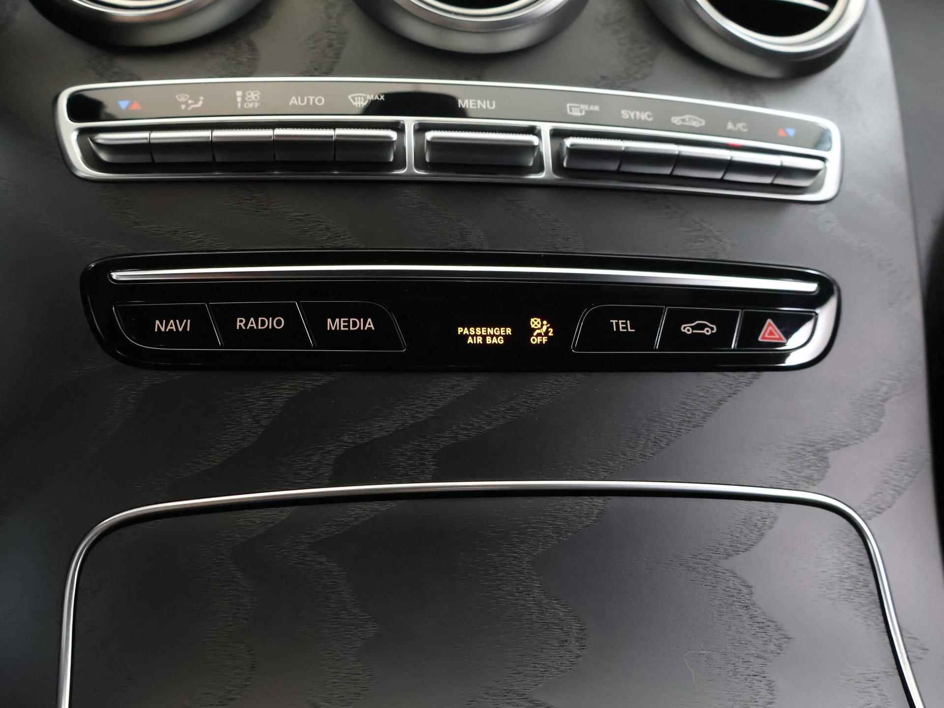 Mercedes-Benz C-klasse 160 Business Solution AMG Upgrade Edition | Night Pakket | Sportstoelen | Camera | Groot Navigatie | Stoelverwarming | Climate Control | Climate Control | LED | - 29/46