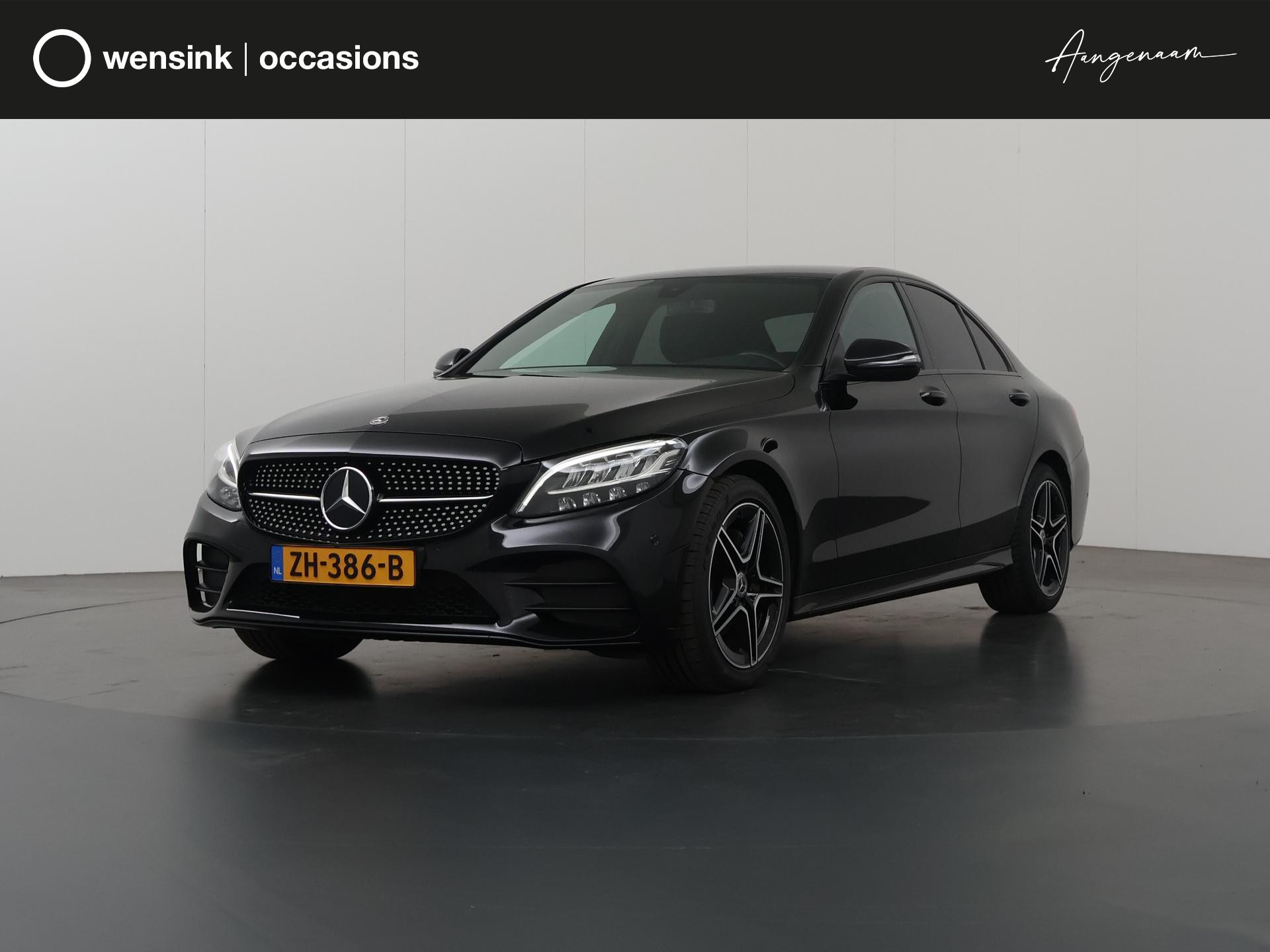 Mercedes-Benz C-klasse 160 Business Solution AMG Upgrade Edition | Night Pakket | Sportstoelen | Camera | Groot Navigatie | Stoelverwarming | Climate Control | Climate Control | LED |