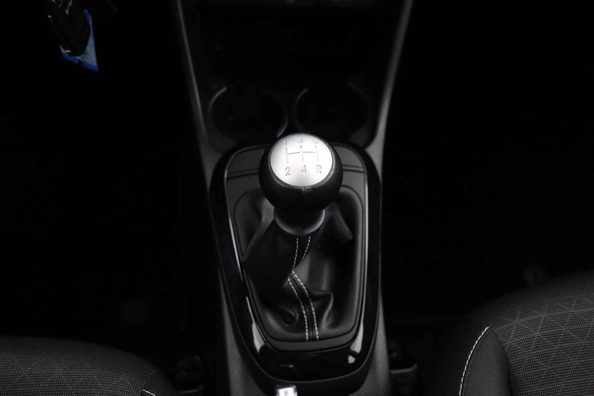Kia Picanto 1.0 DPi DynamicLine - Airco - Apple/Android Carplay - Cruise Control - Achteruitrijcamera - - Fabrieksgarantie tot 2-2029 - 28/47