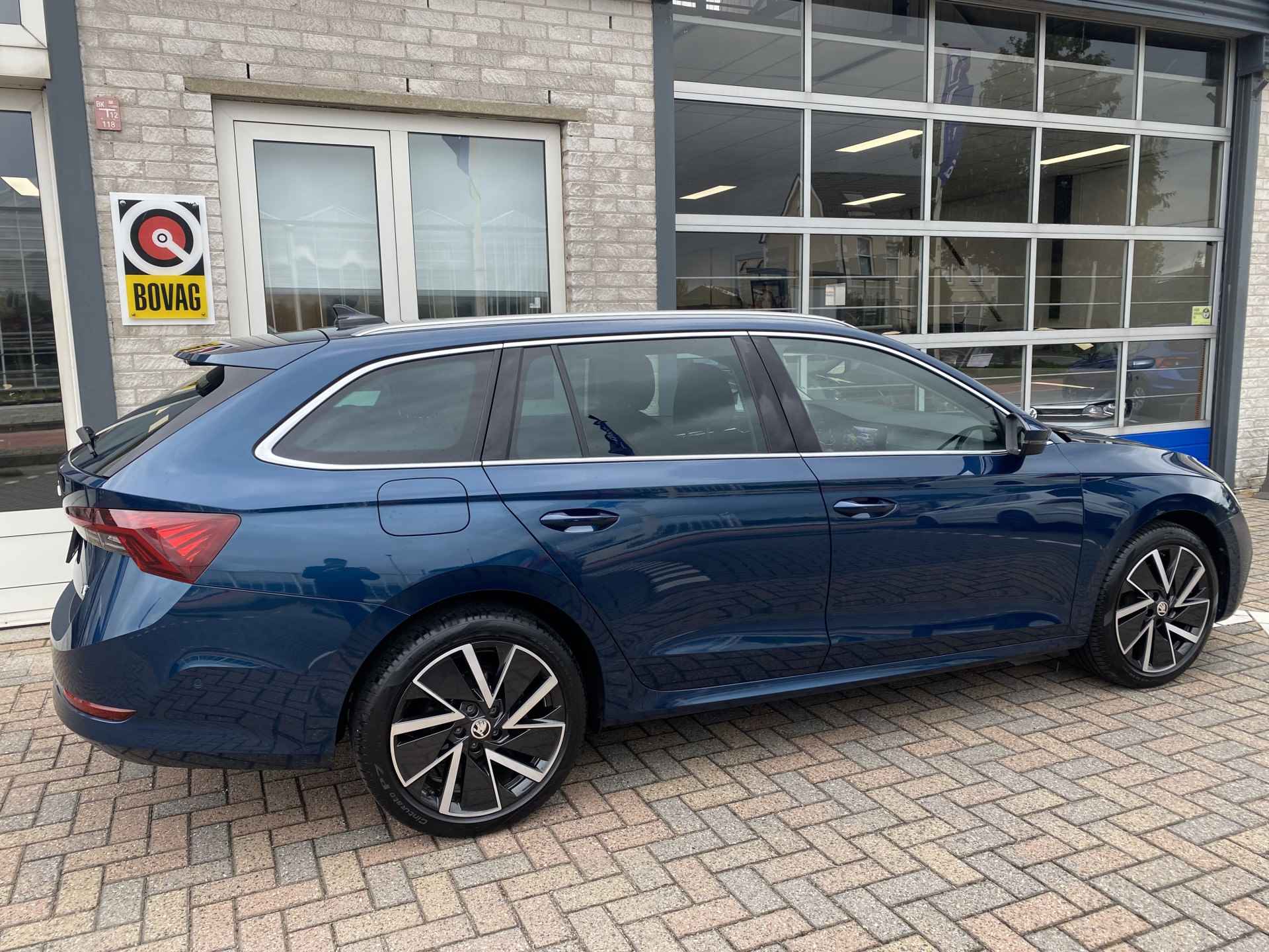 Škoda Octavia Combi 1.4 TSI iV PHEV Style / AUTOMAAT/ PANO/ CAMERA/ PARK. SENSOREN/ LED/ DODE HOEK/ STOEL VERWARM. V EN A/ MEMEORY SEATS KEYLESS/ STUUR VERWARM./ ADAPT. CRUISE/ APP CONNECT/ NAVI/ CLIMA/ DAB/ - 43/47