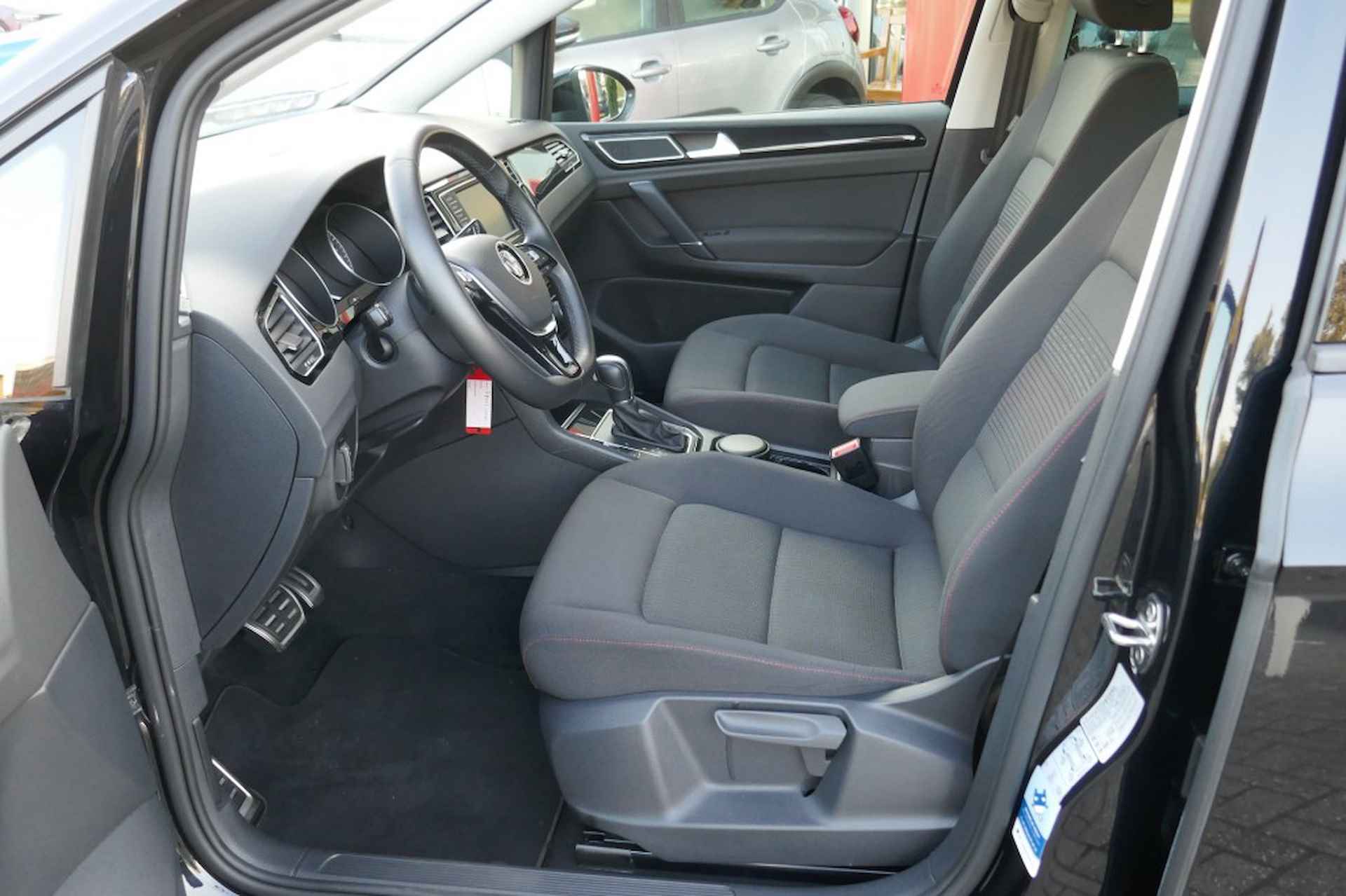 VOLKSWAGEN Golf Sportsvan 1.4 TSI HIGHL. BUS   KANTEL/SCHUIFDAK / TREKHAAK / AUTOMAAT - 19/33