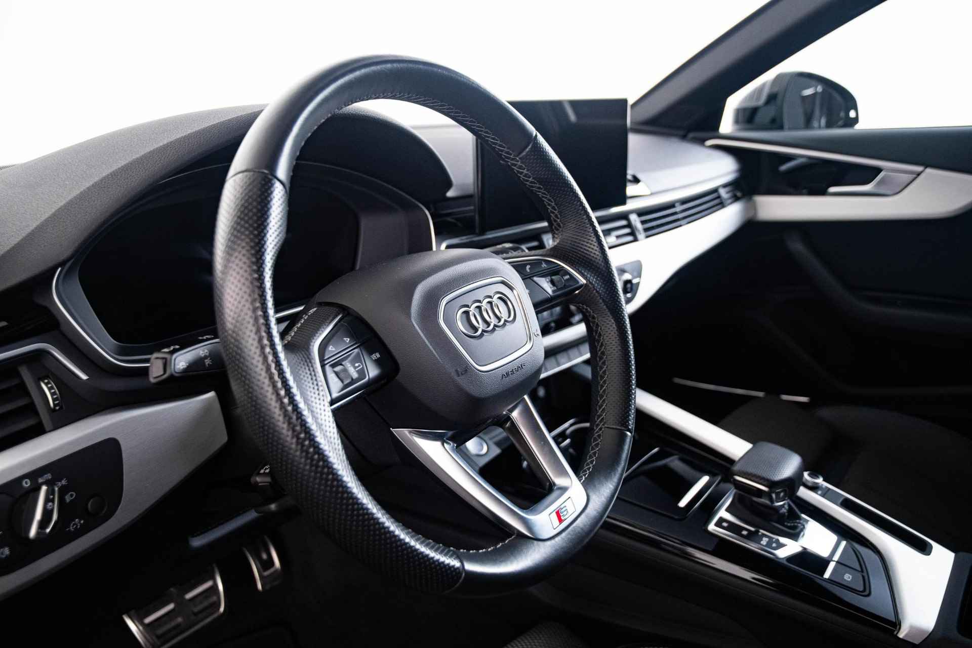 Audi A4 Avant 35 TFSI S edition S Line - Trekhaak - Stoelverwarming - Tour Pakket - Parkeerhulp plus - Getinte Ruiten - Automatisch dimmende binnenspiegel - Optiepakket zwart - - 28/62