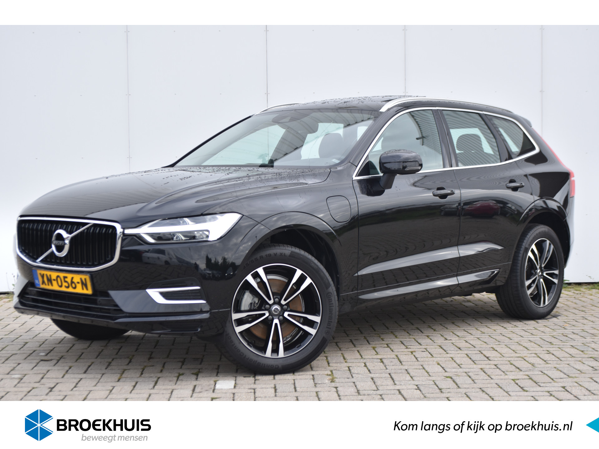 Volvo XC60 T8 Hybride AWD Momentum #Leder #Panoramadak #Trekhaak #PilotAssist