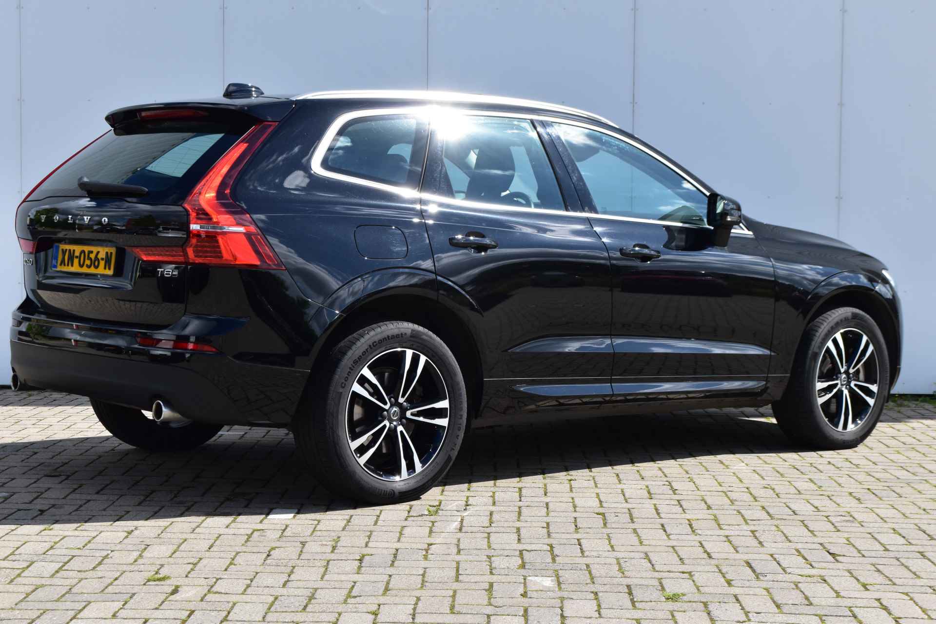 Volvo XC60 T8 Hybride AWD Momentum #Leder #Panoramadak #Trekhaak #PilotAssist - 5/44