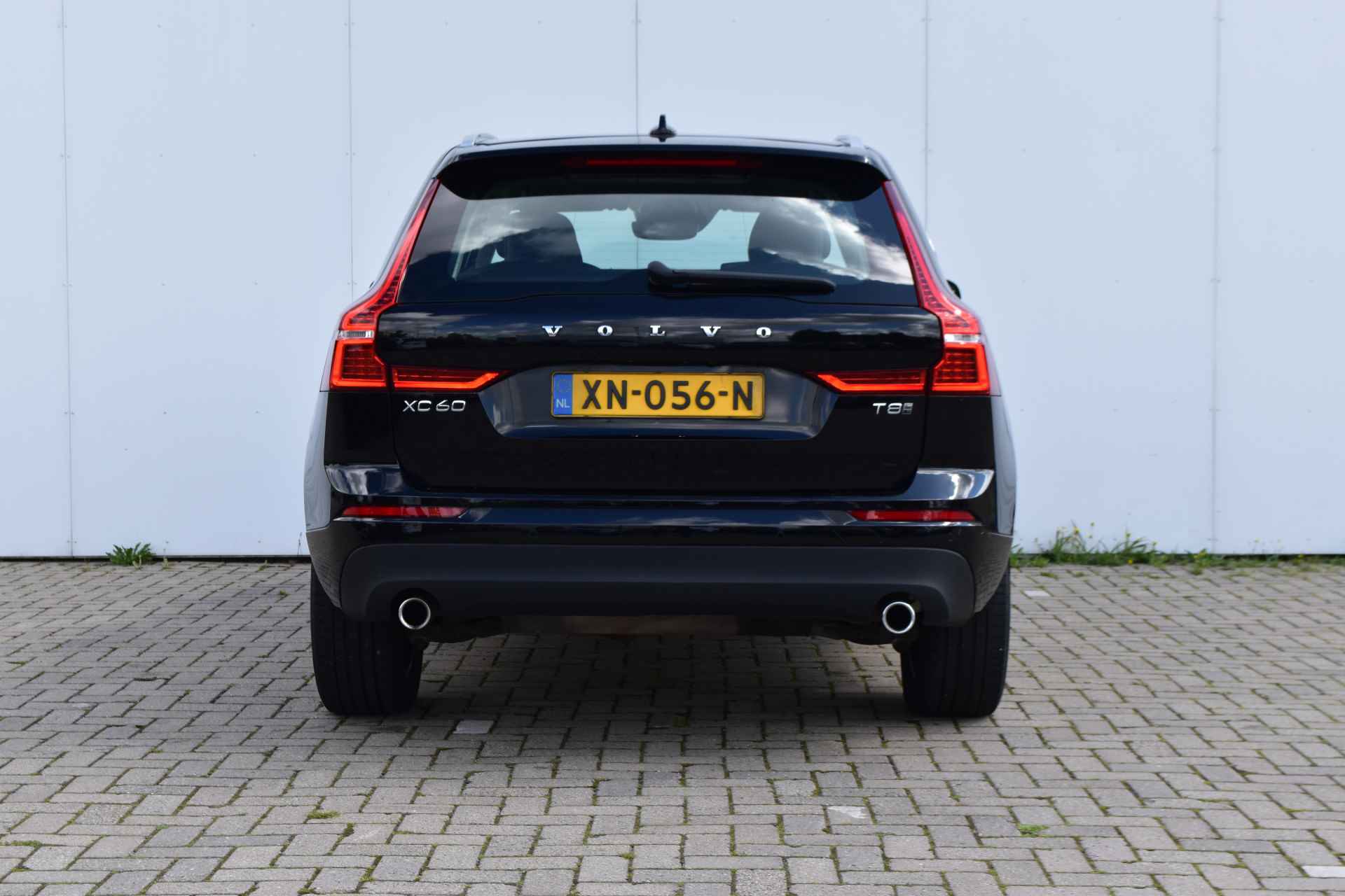 Volvo XC60 T8 Hybride AWD Momentum #Leder #Panoramadak #Trekhaak #PilotAssist - 7/44