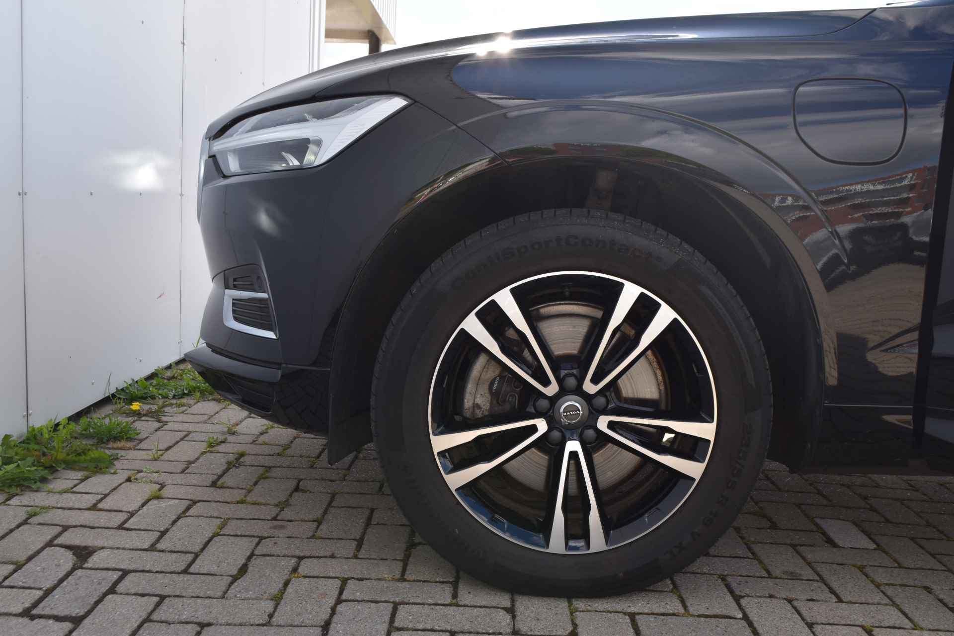 Volvo XC60 T8 Hybride AWD Momentum #Leder #Panoramadak #Trekhaak #PilotAssist - 40/44