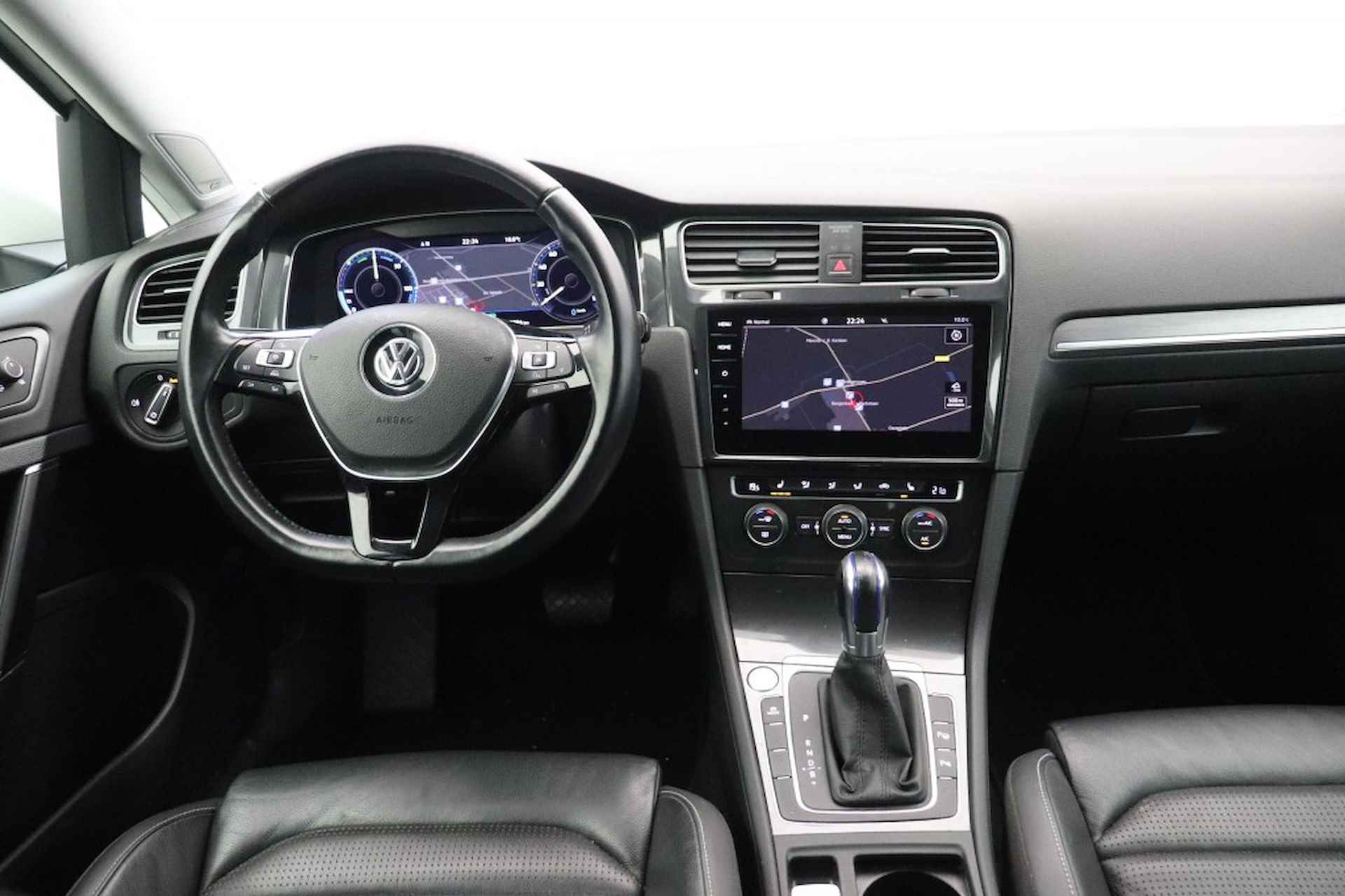 VOLKSWAGEN Golf e-Golf Electric E-DITION - Leer, Digital Cockpit, Stoelverw. - 4/25