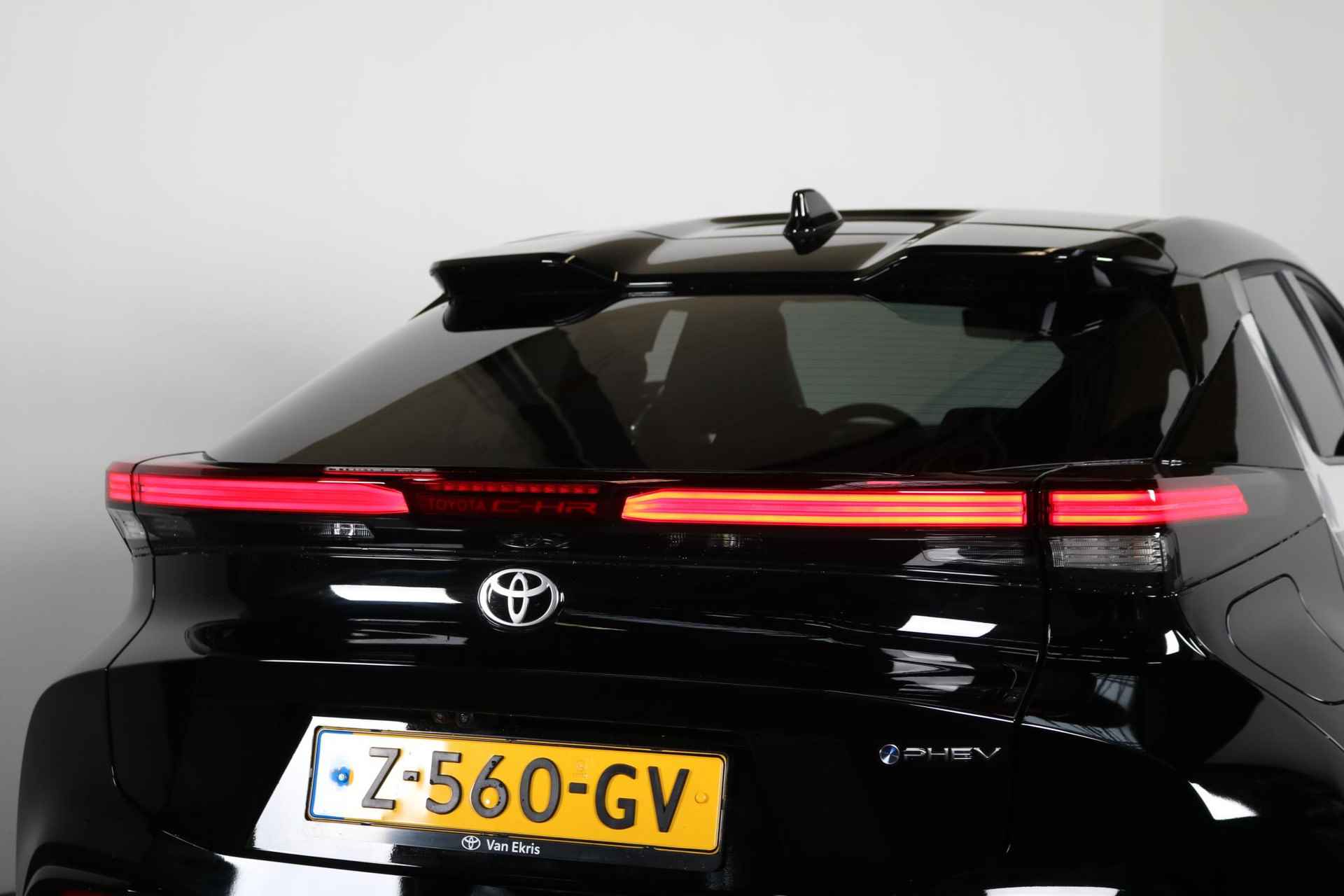 Toyota C-HR Plug-in Hybrid 220 Première Edition, Demo voordeel - 3/47