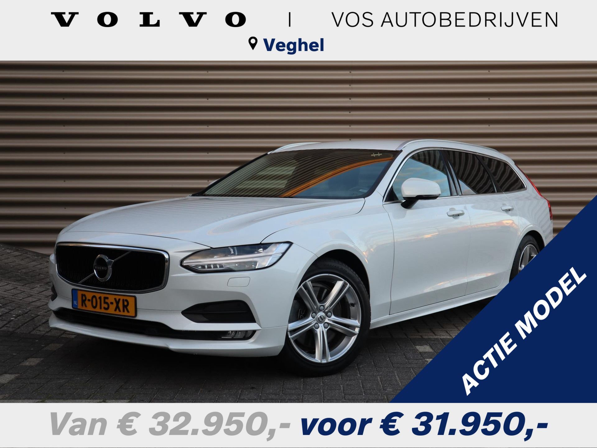 Volvo V90 T4 Momentum l Adaptieve Cruise Control met Pilot Assist l Verwarmbare voorstoelen & achterbank l Verwarmbaar stuurwiel l Parkeerverwarming met timer l Park Assist voor + achter l Keyless Entry l Alarm Klasse III l 2-zone Electronic Climate Control l Apple CarPlay l Semi-elektrische trekhaak l18 inch lichtmetalen wielen