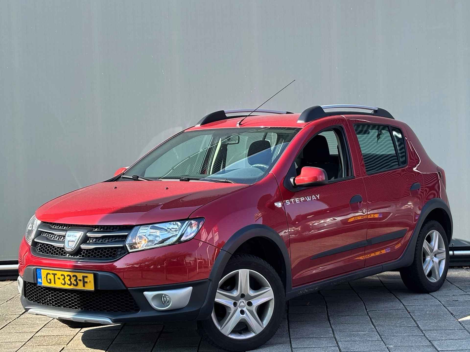 Dacia Sandero BWJ 2014 | 0.9 TCe 90PK Stepway Ambiance | AIRCO | TREKHAAK | CRUISE | PDC | EL. PAKKET | - 1/15