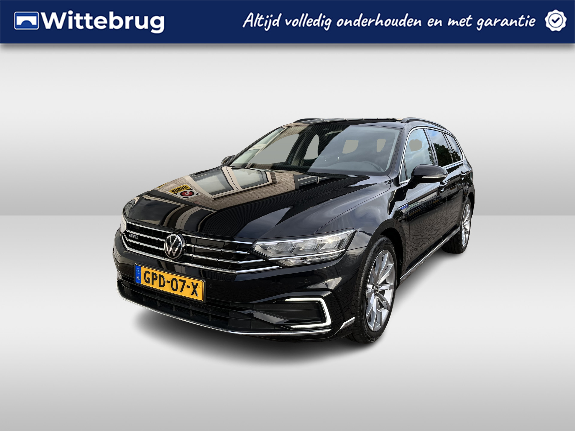 Volkswagen Passat Variant 1.4 TSI PHEV GTE Business / AUTOMAAT/ TREKHAAK/ PARK. SENSOREN/ LED/ ERGO COMFORT/ ADAPT. CRUISE/ APP CONNECT/ NAVI/ CLIMA/ DAB/ 18" LMV/