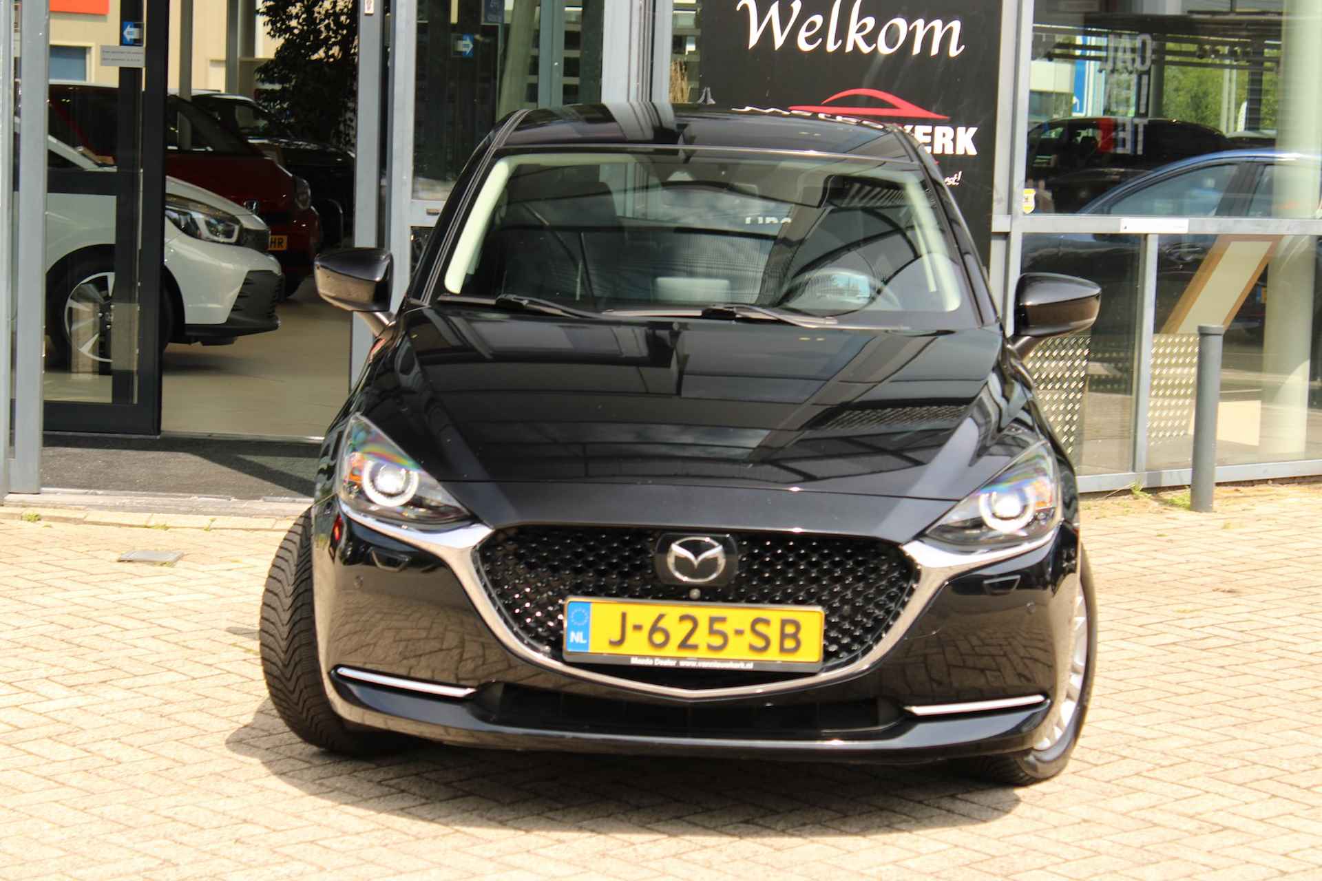 MAZDA 2 1.5 SKYACTIV-G 90PK M-Hybrid Signature Leder 360View Carplay HUD 1e Eigenaar! - 11/38