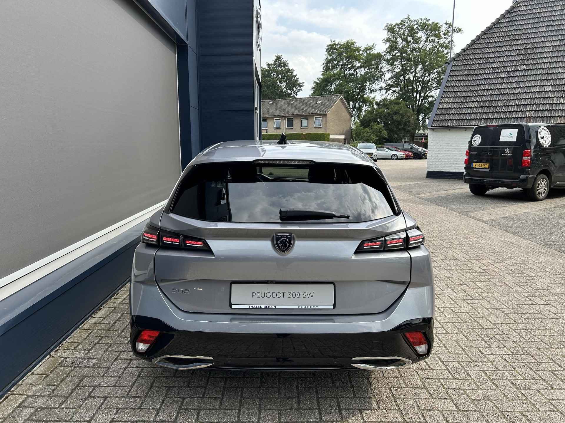 Peugeot 308 SW 1.5 BlueHDi 130 PK Allure Pack Business | Automaat | Navigatie | LED Verlichting | Cruise & Climate Control | Zeer Zuinig in verbruik | Trekvermogen 1500 KG | 17 " Lichtmetalen Velgen | Half Lederen Bekleding | - 8/53